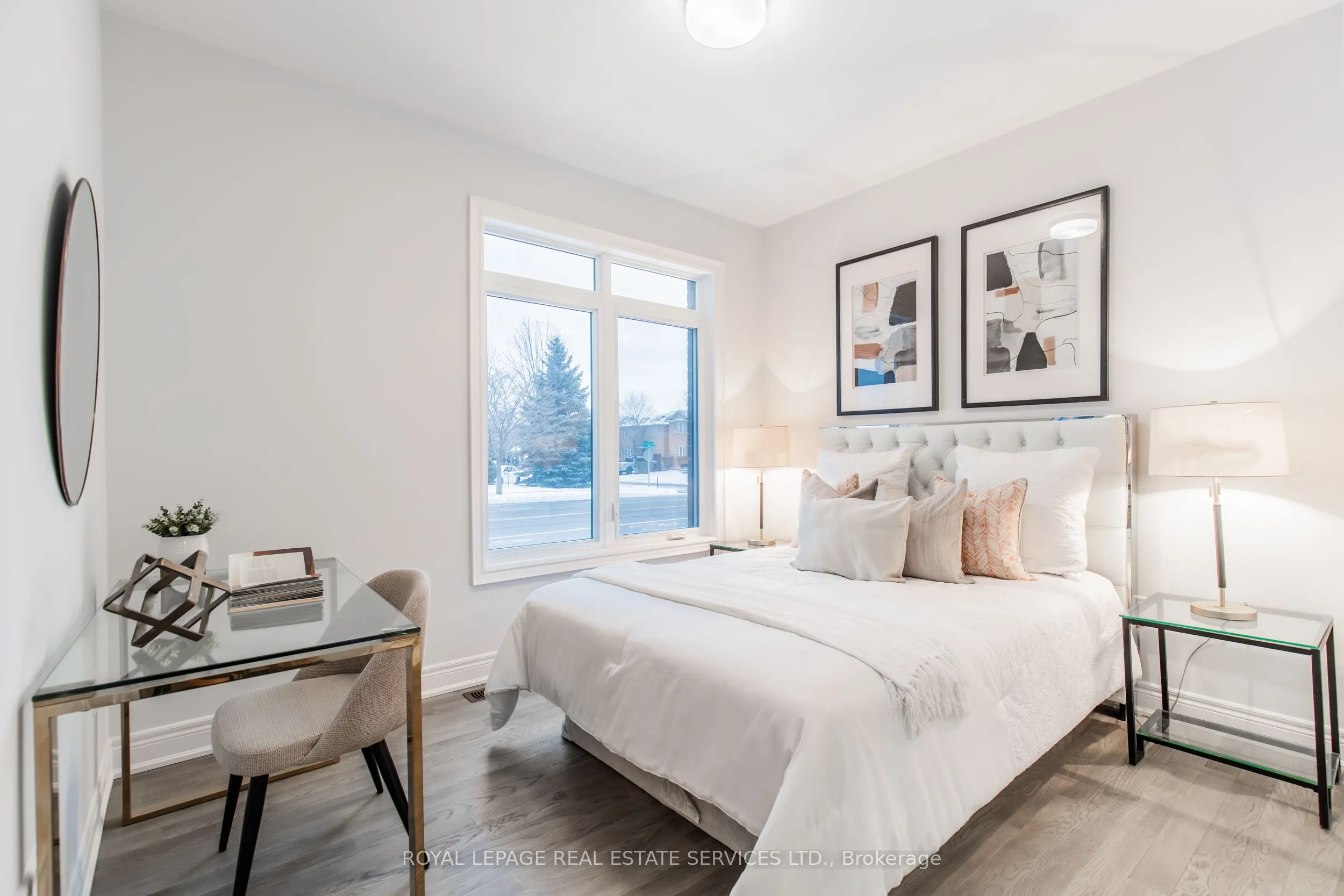 2733 Westoak Trails Boulevard