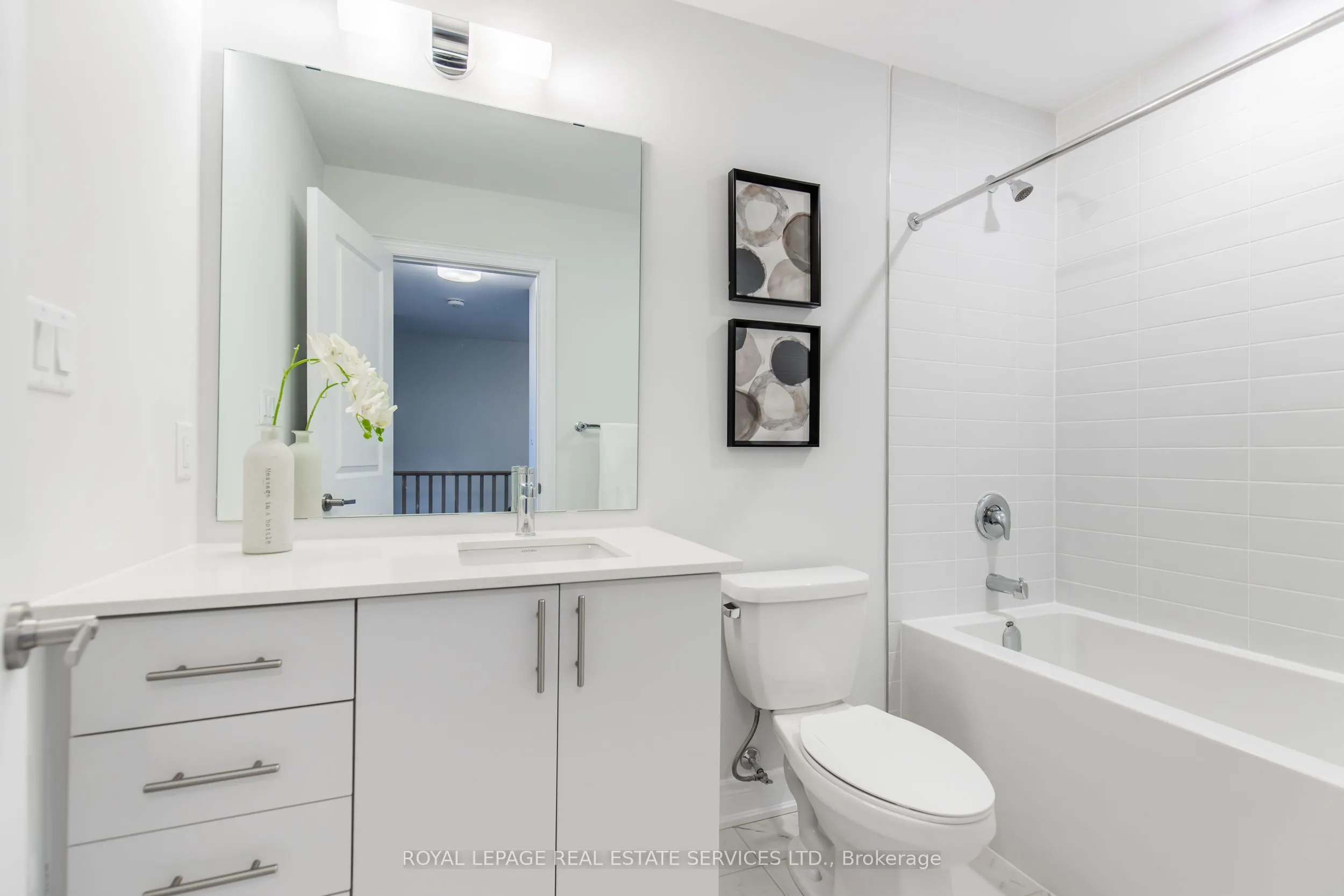 2733 Westoak Trails Boulevard