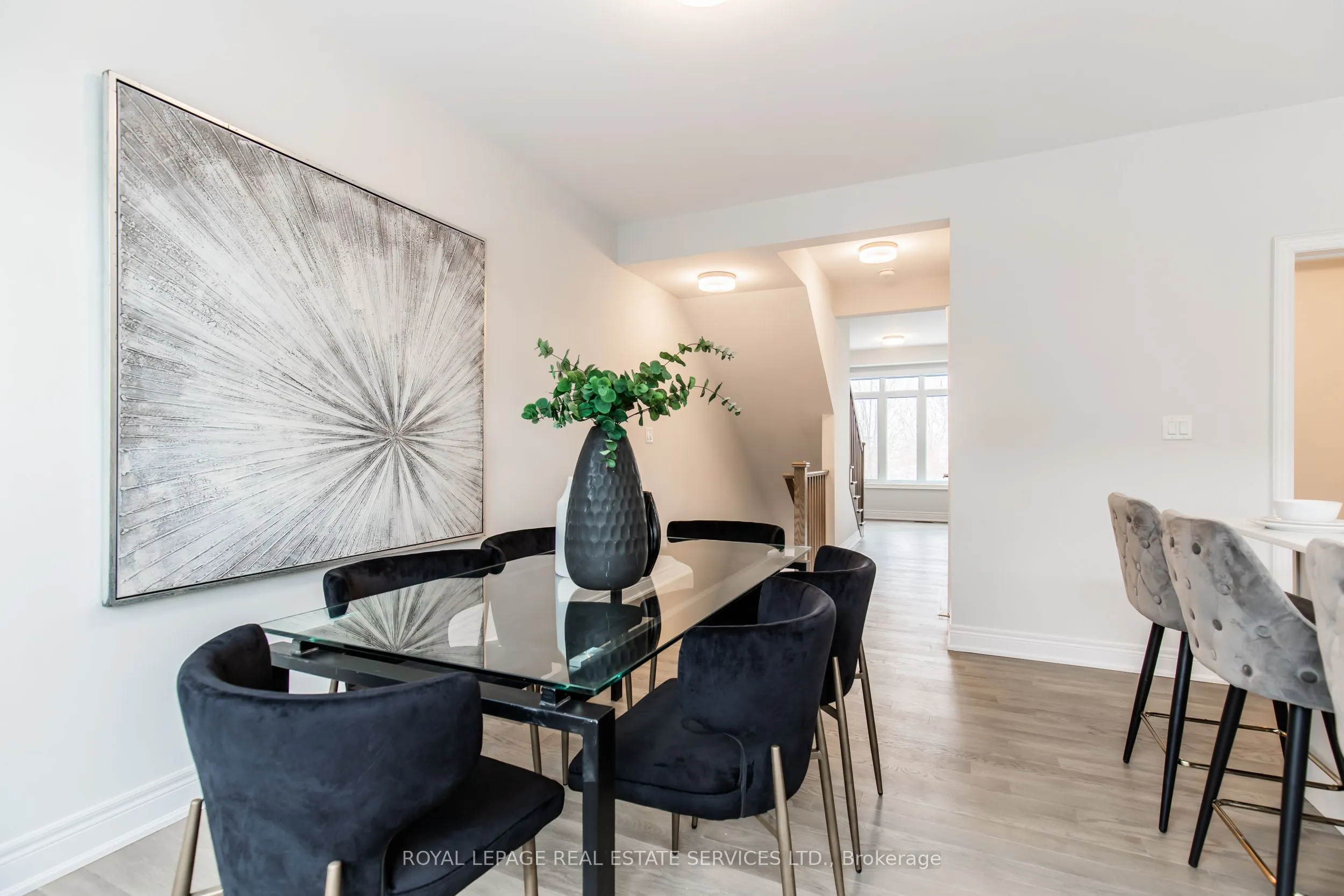 2733 Westoak Trails Boulevard