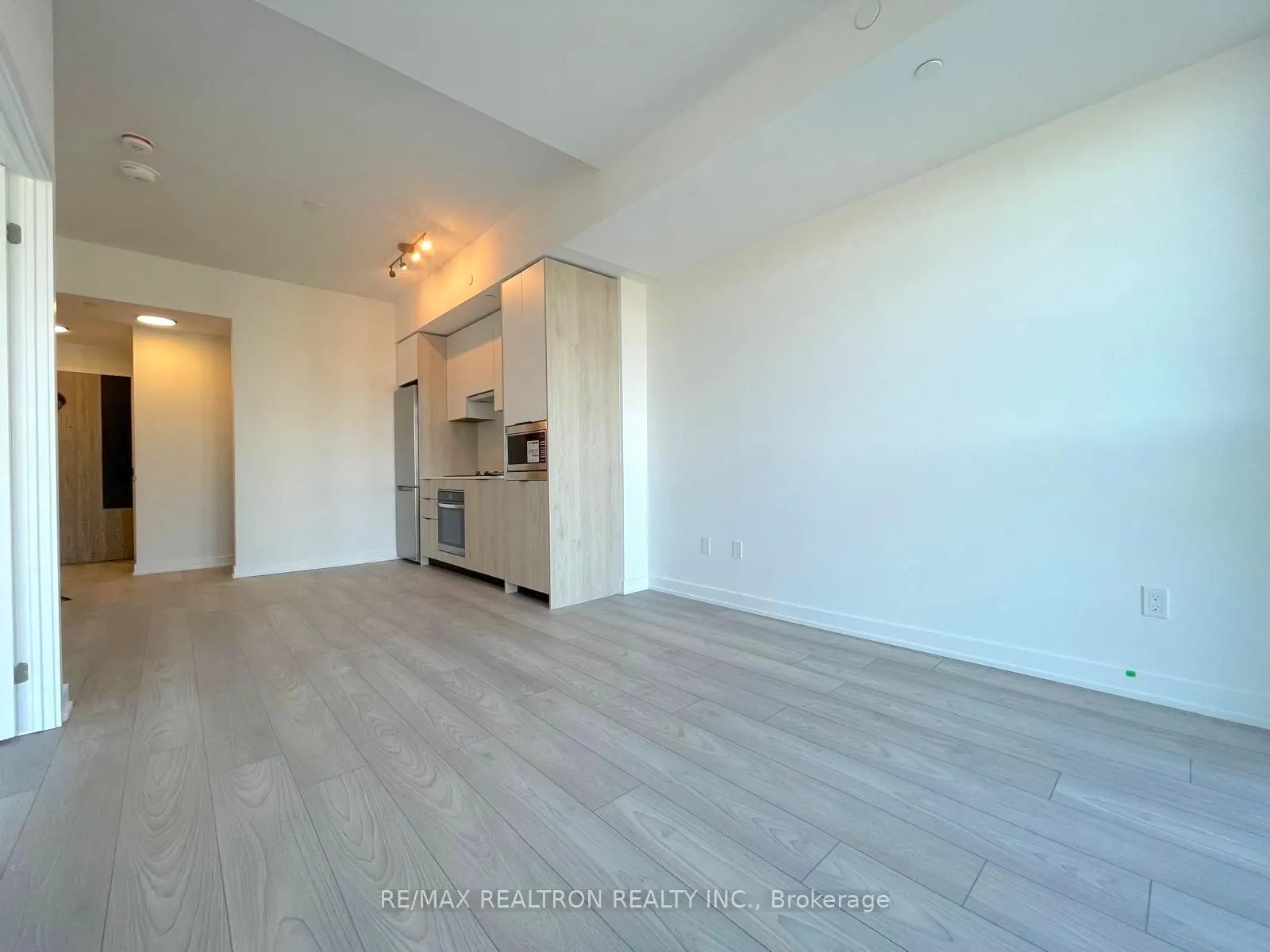 1007 The Queensway, #503