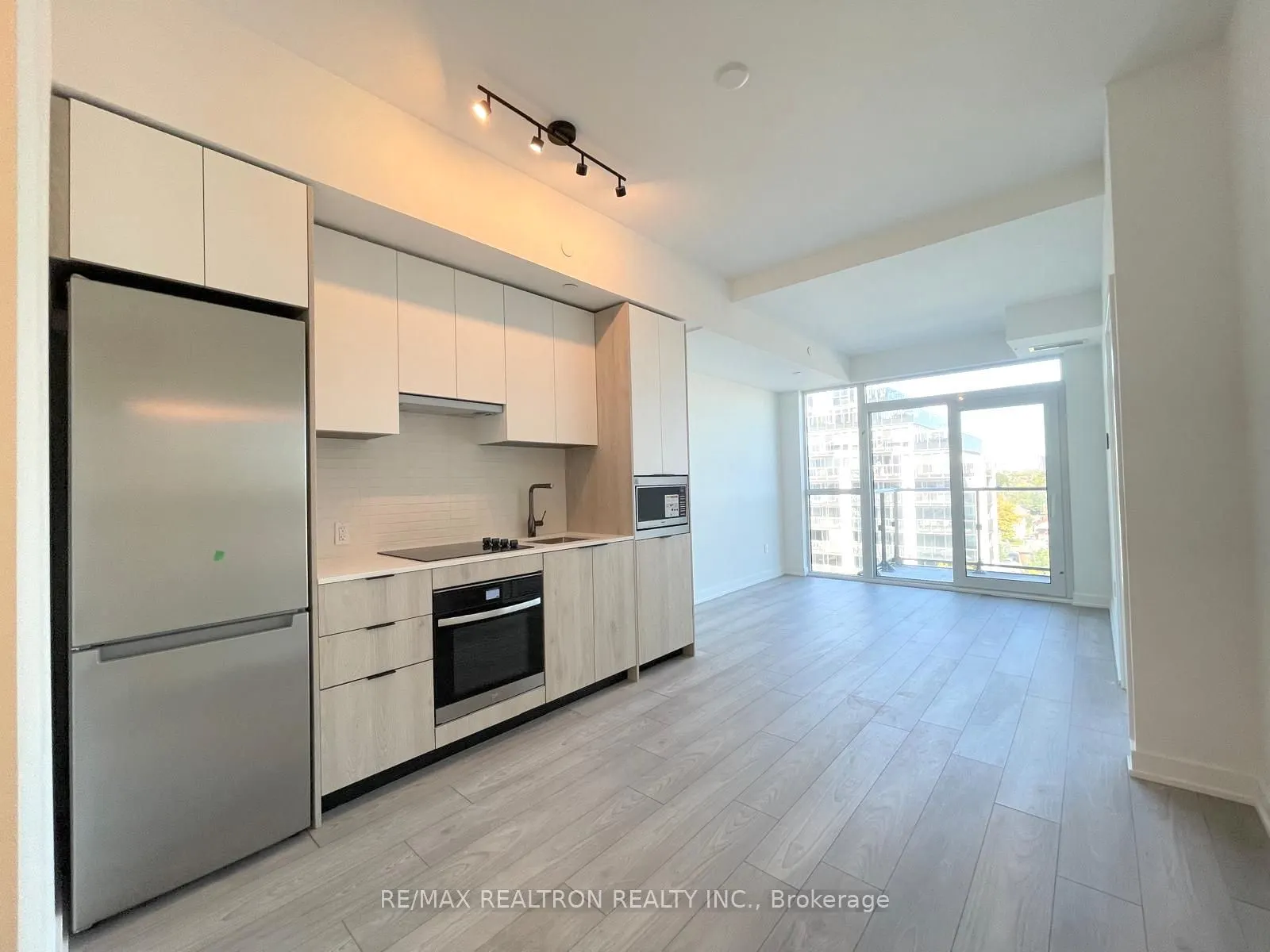 1007 The Queensway, #503