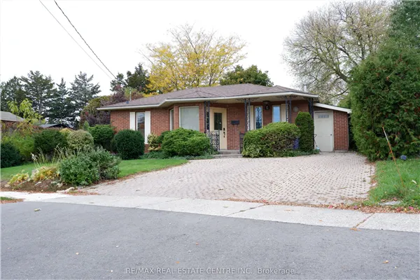 54 Moultrey Crescent N