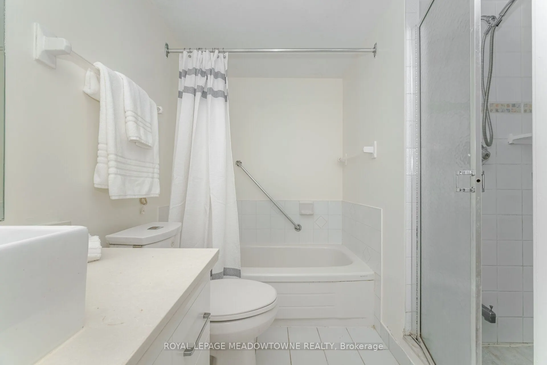 75 King Street E, #406