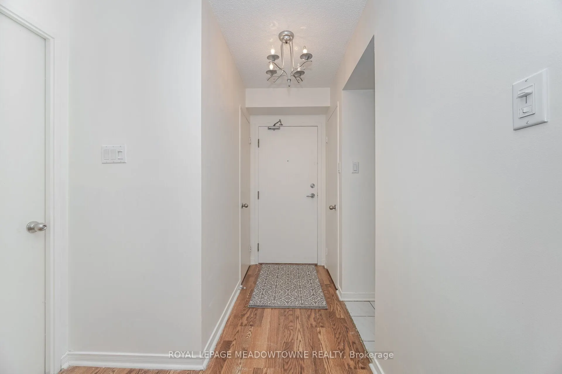 75 King Street E, #406