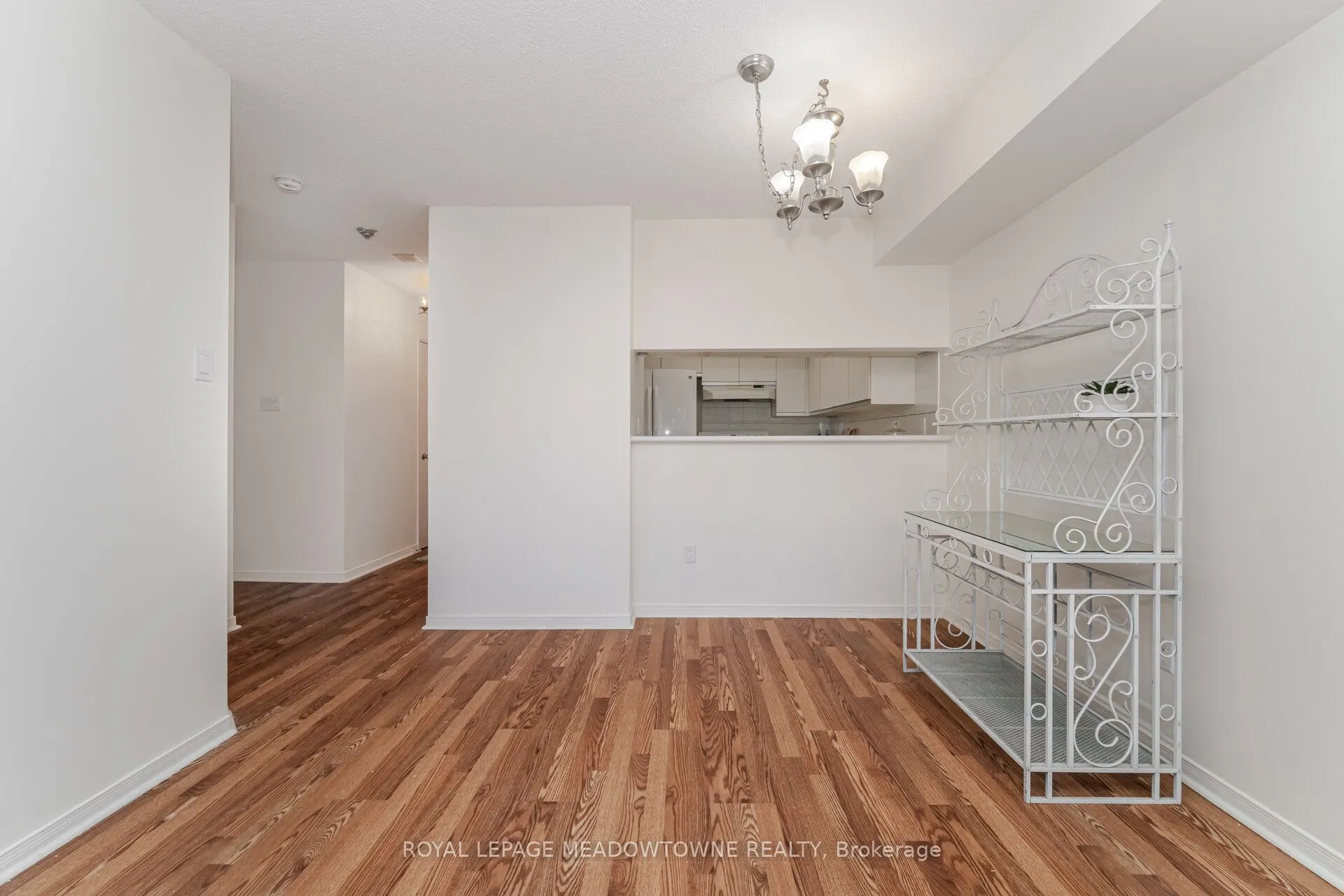 75 King Street E, #406