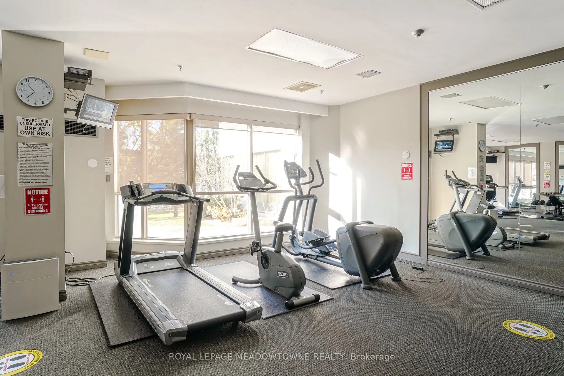 75 King Street E, #406