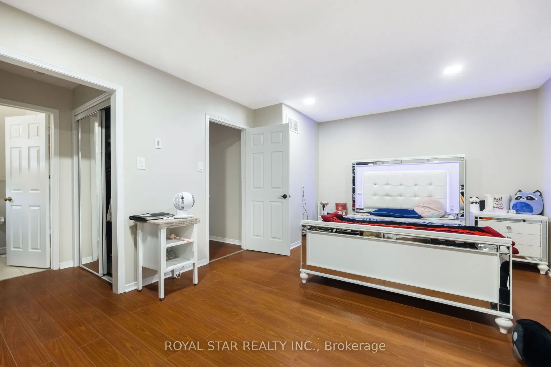 137 Ecclestone Drive