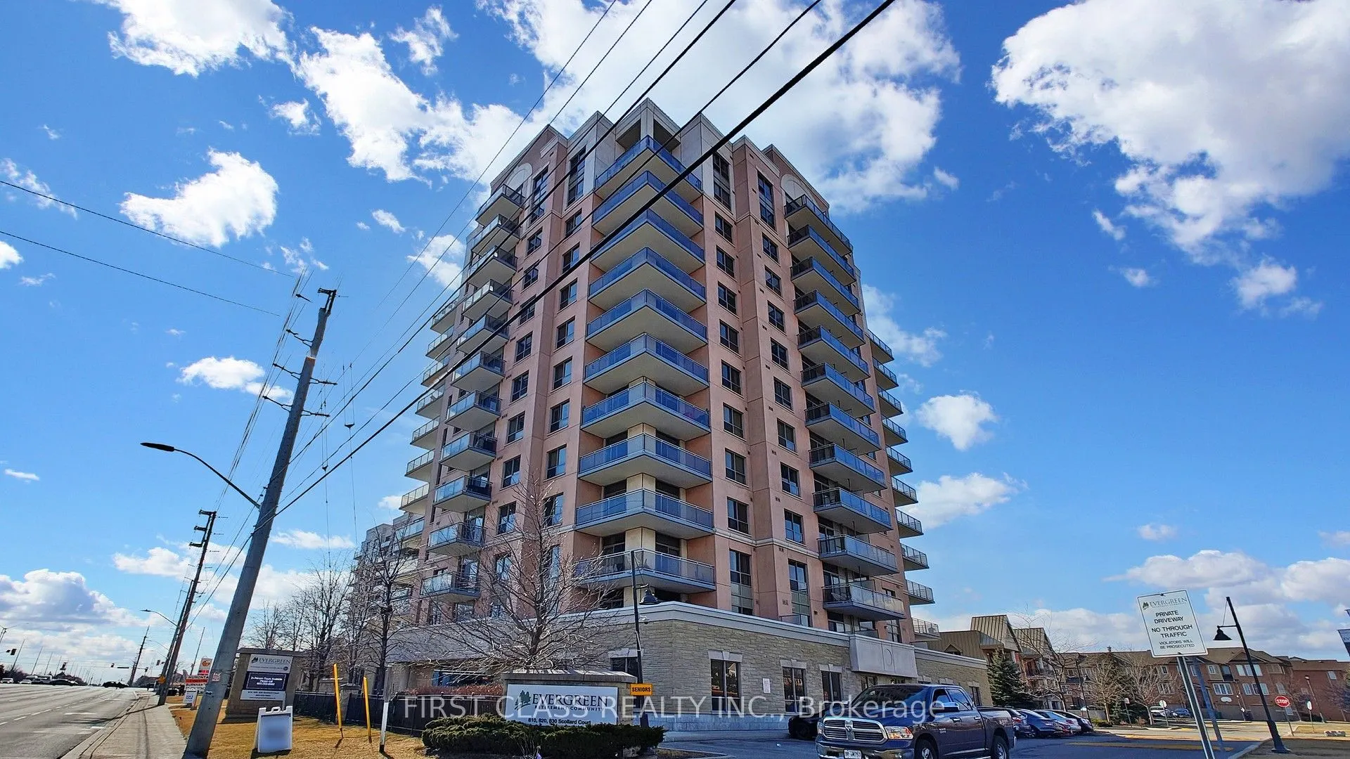 810 Scollard Court, #1201