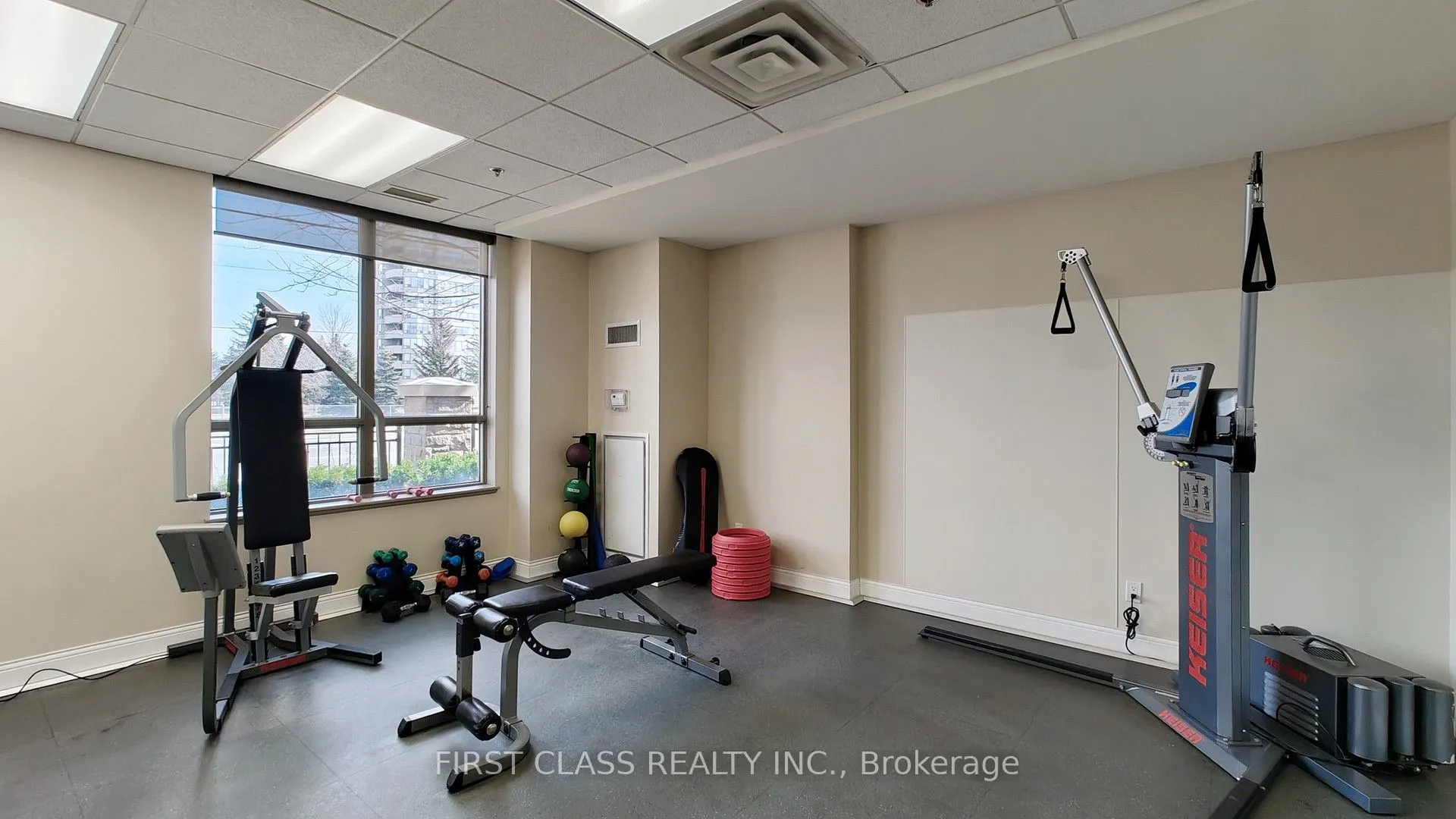 810 Scollard Court, #1201