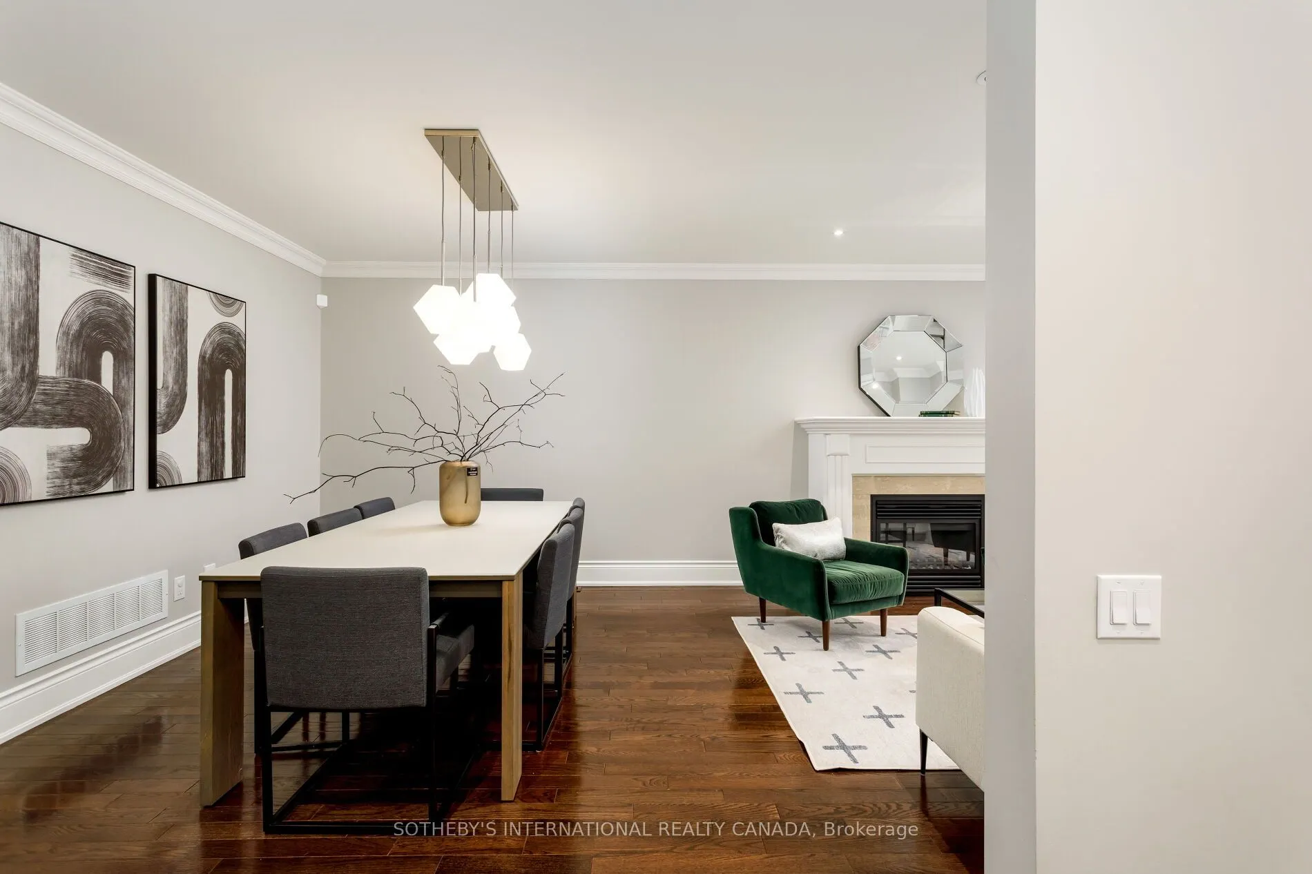 44 Forty First Street