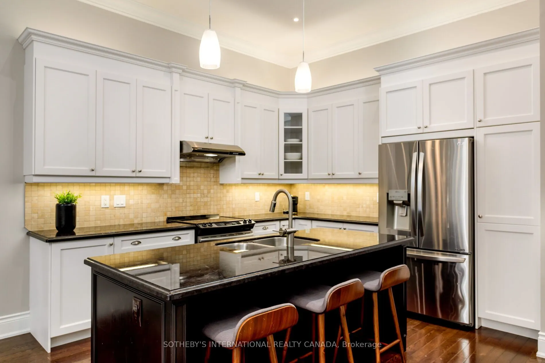 44 Forty First Street