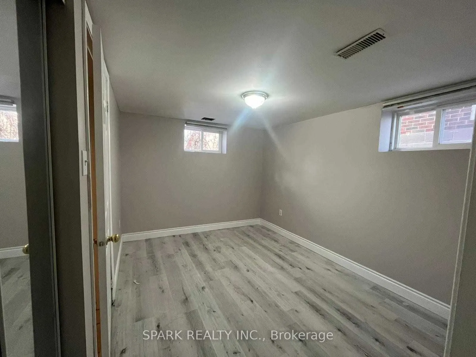 55 Moore Street, #BSMT