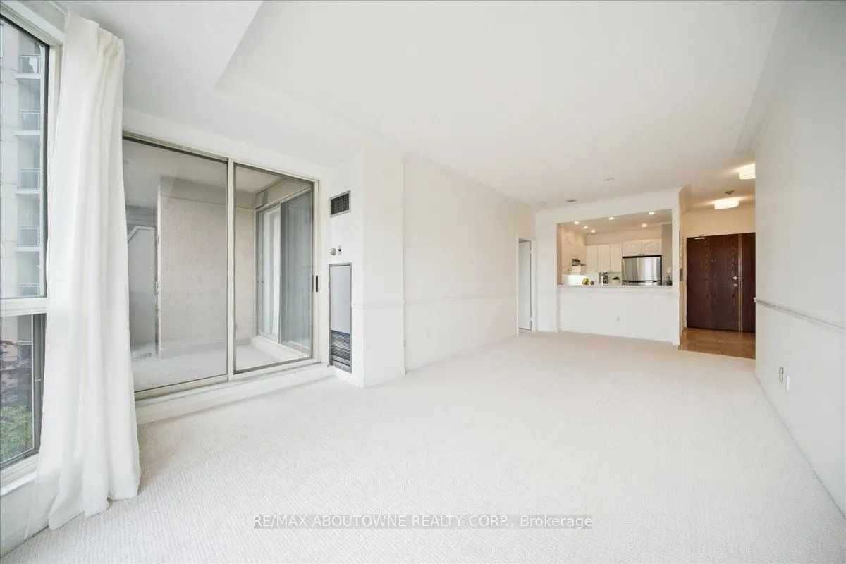 2511 Lakeshore Road W, #314