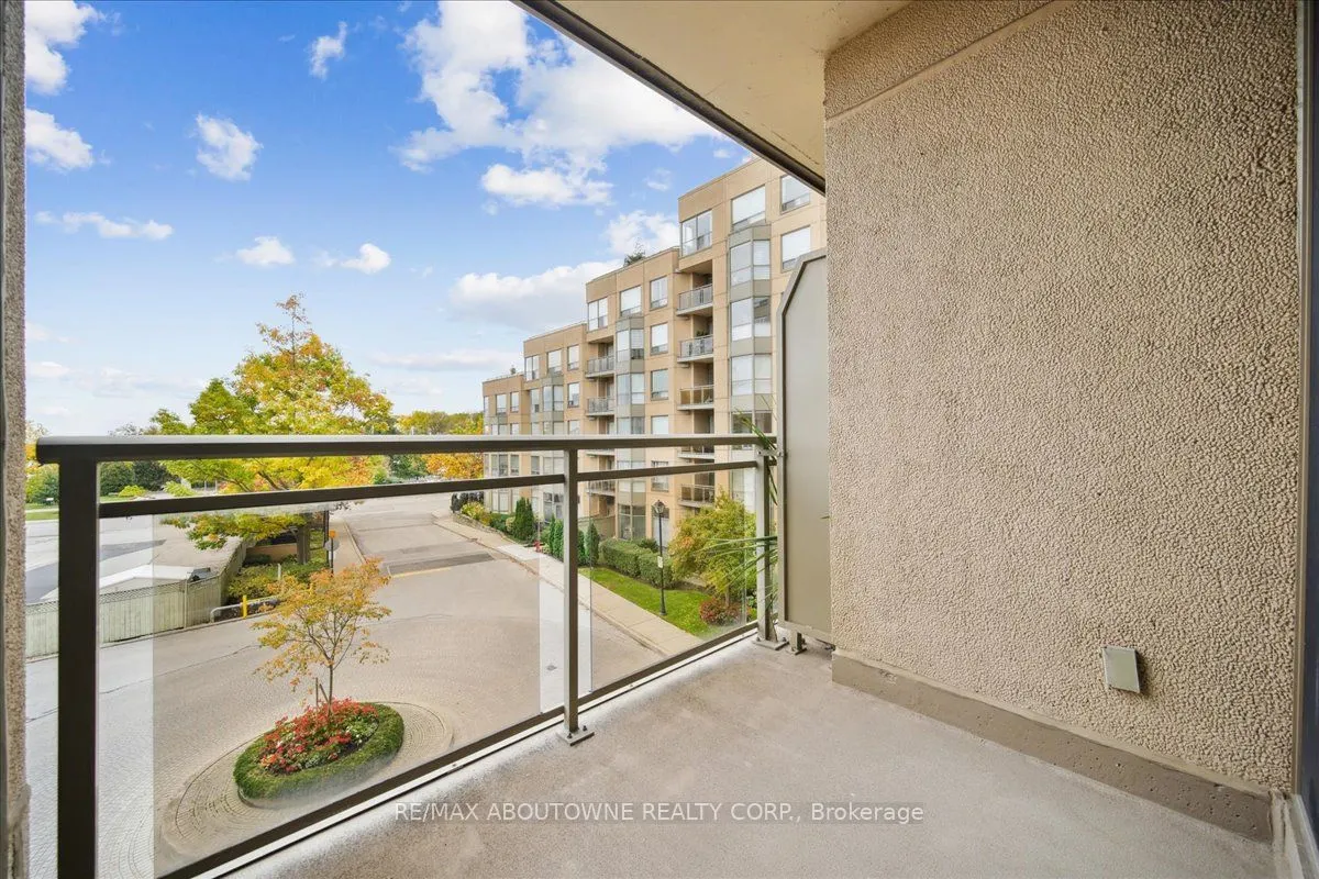 2511 Lakeshore Road W, #314