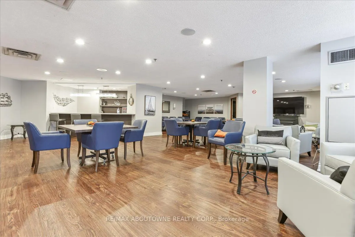 2511 Lakeshore Road W, #314