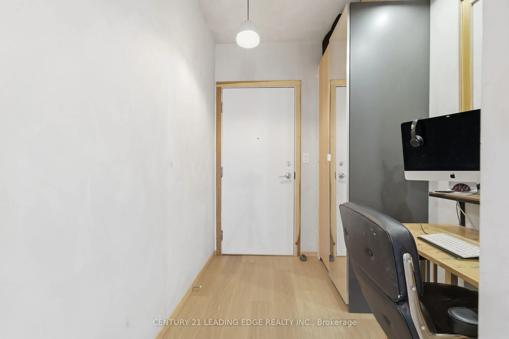 16 Brookers Lane, #1201