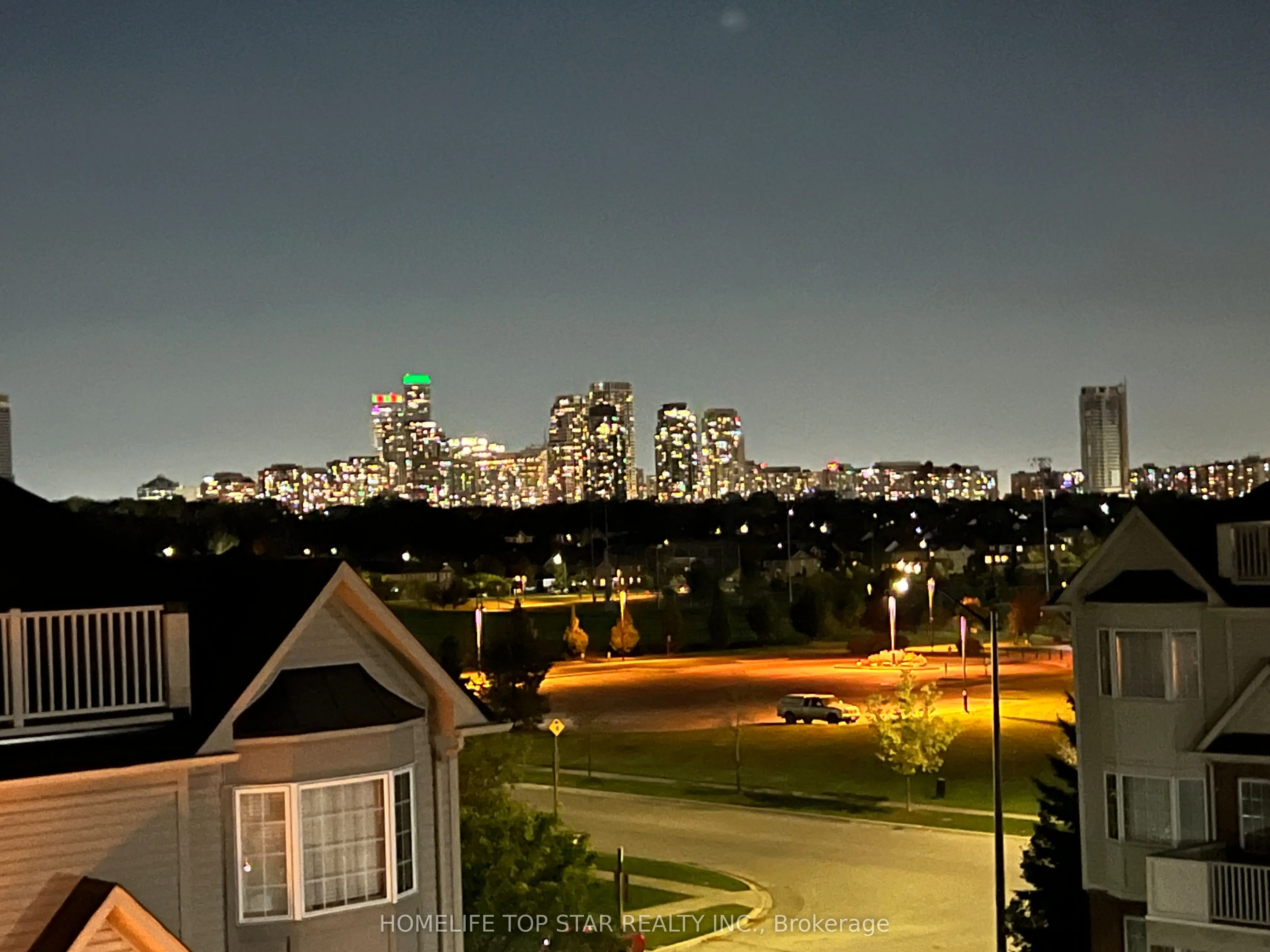 710 Neighbourhood Circle, #6