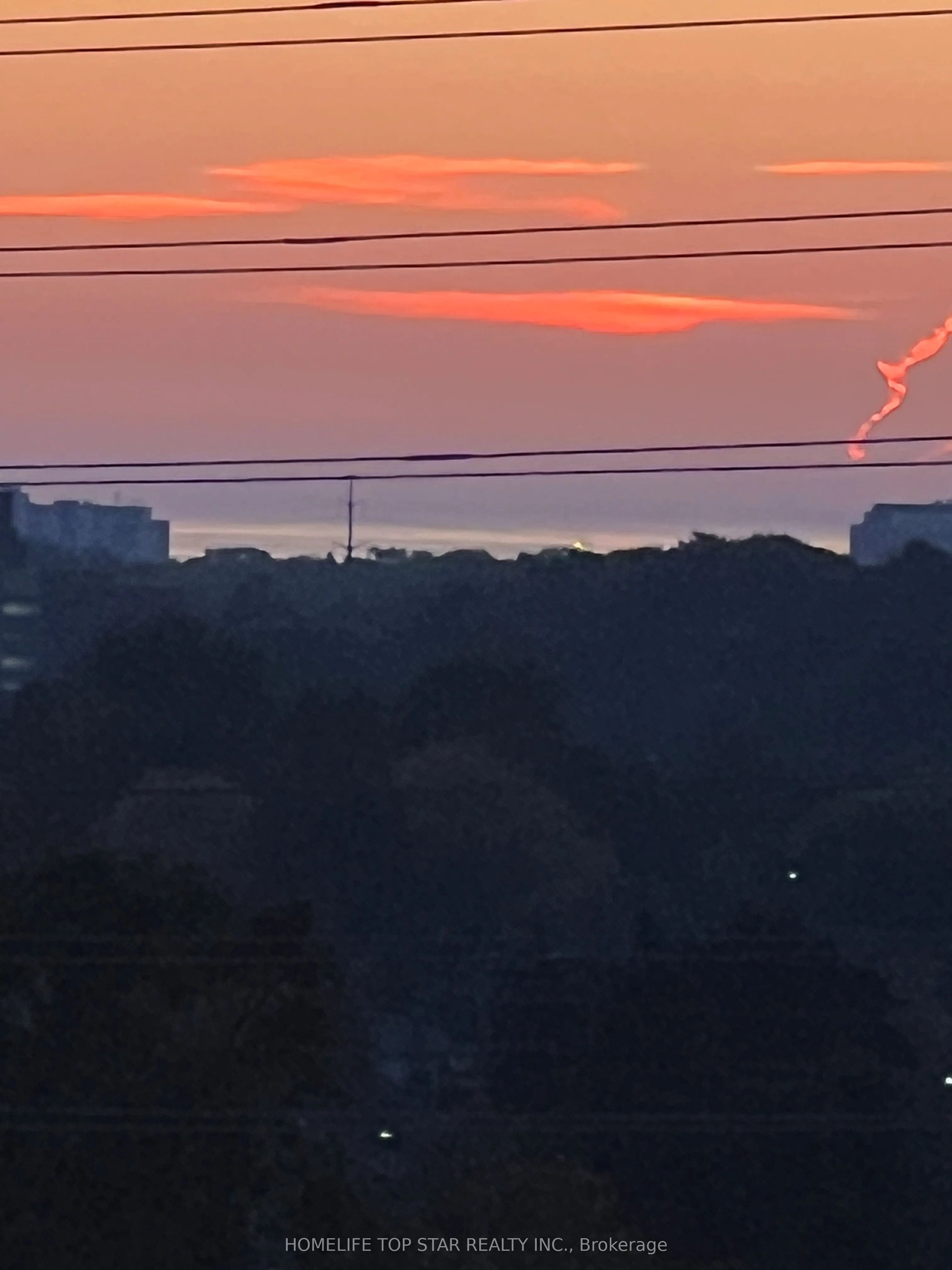 710 Neighbourhood Circle, #6