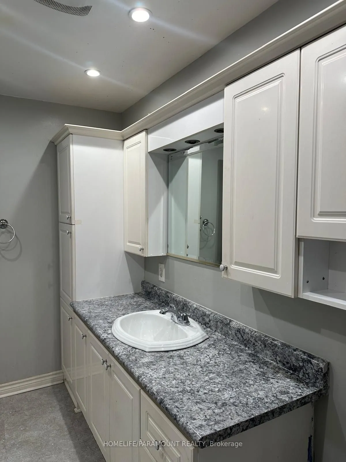 151 Morton Way, #Front unit