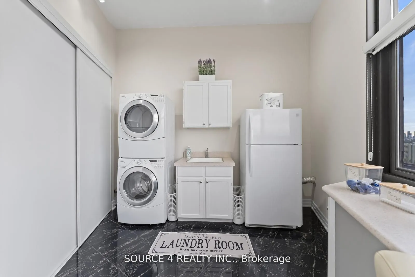 1300 Bloor Street, #PH7