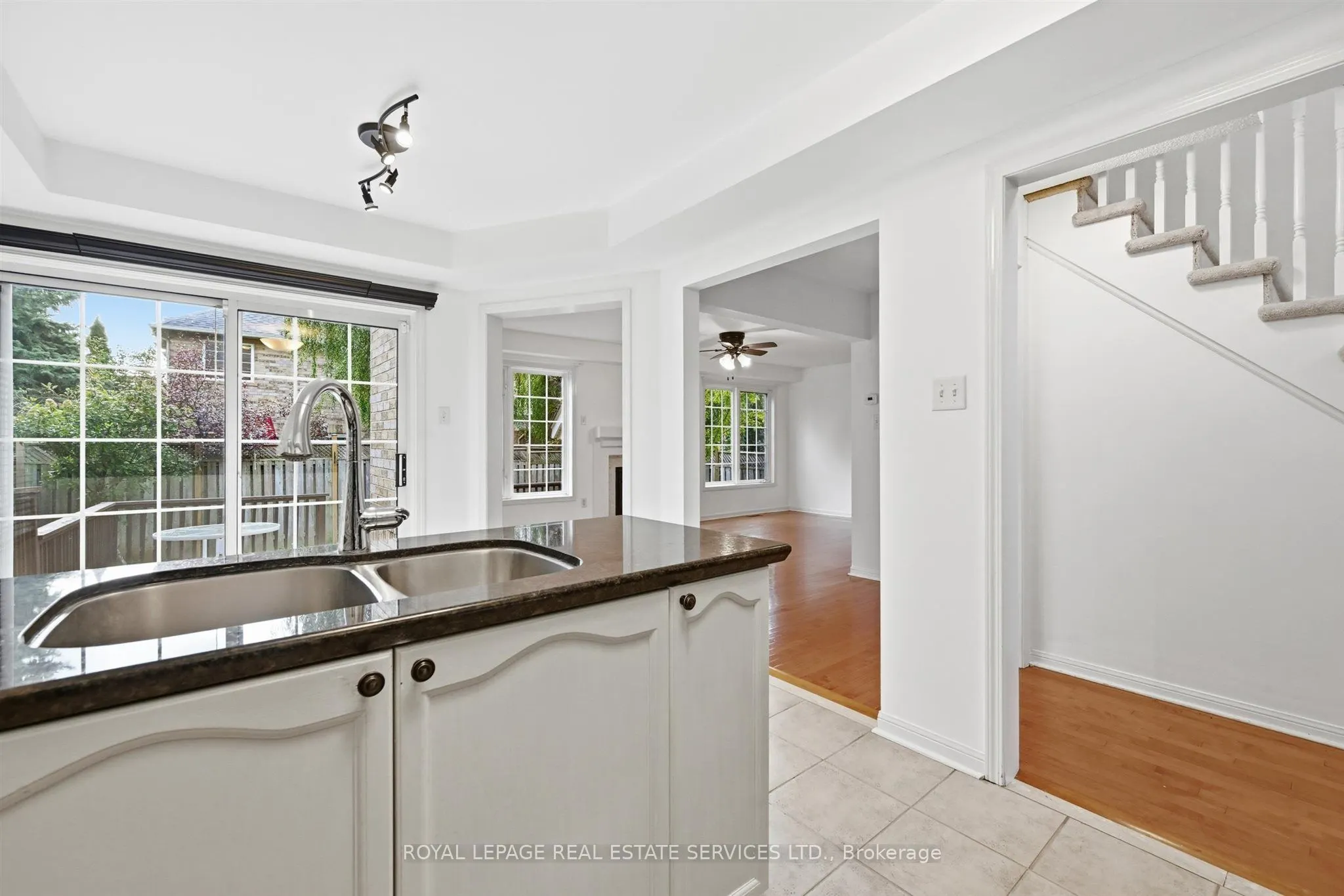 1324 Ashwood Terrace