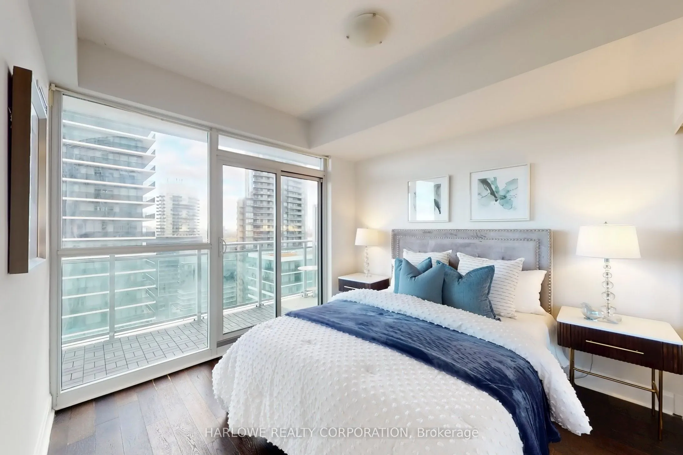 33 Shore Breeze Drive, #2006