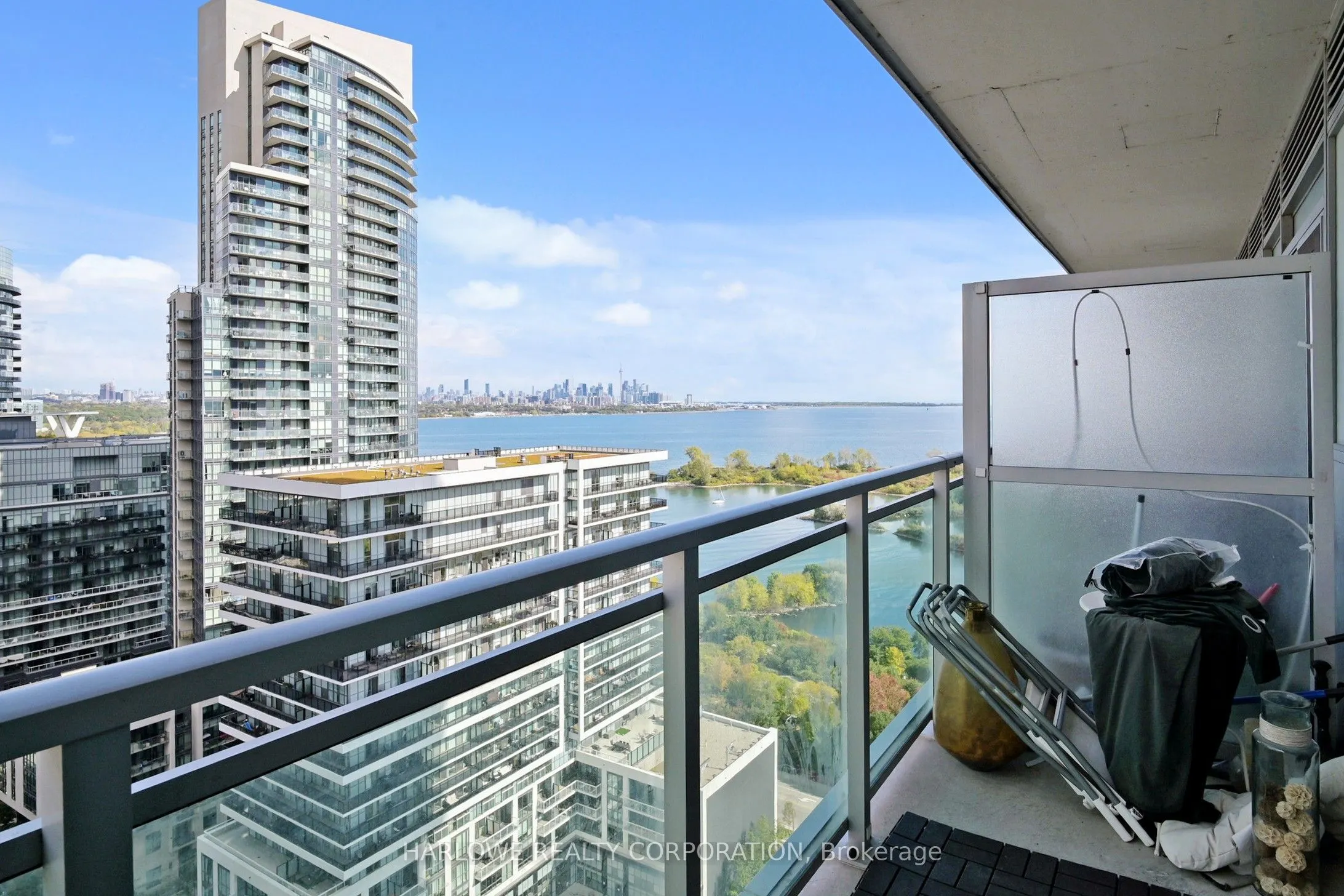 33 Shore Breeze Drive, #2006