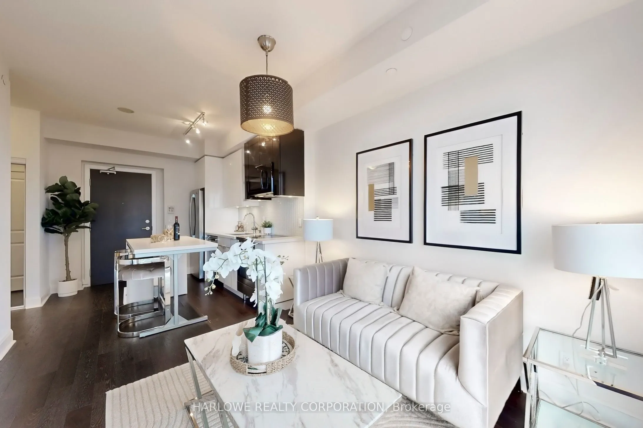 33 Shore Breeze Drive, #2006