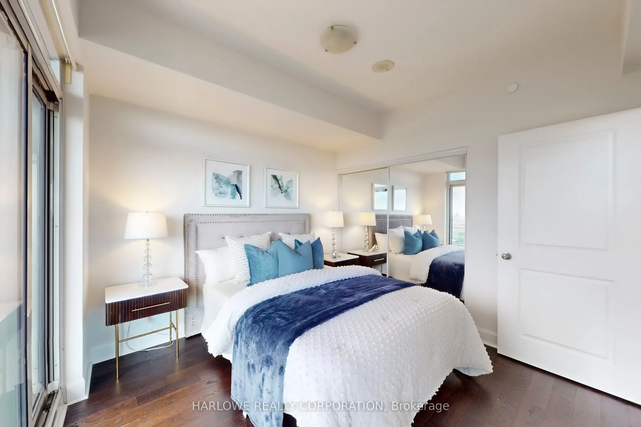 33 Shore Breeze Drive, #2006