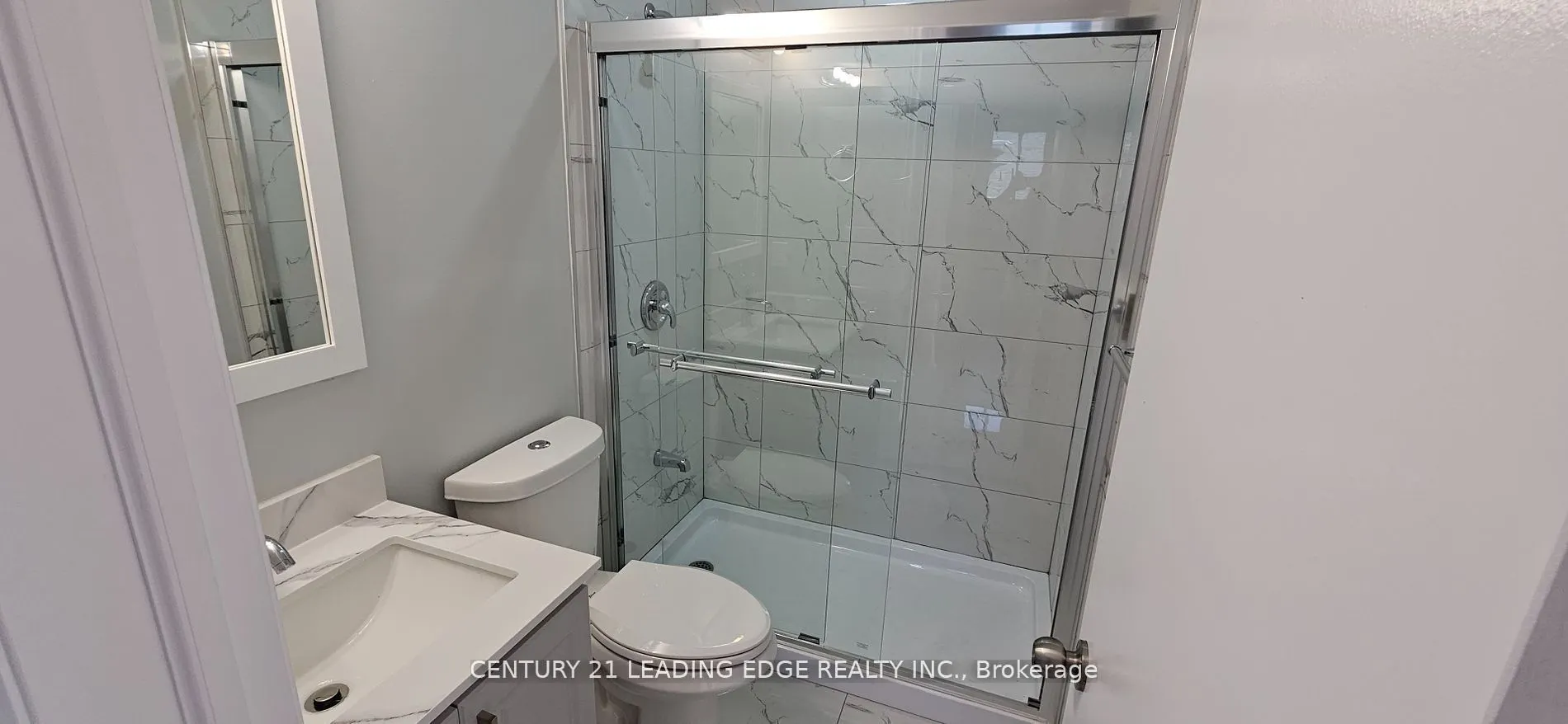 39 Mallard Crescent, #Upper