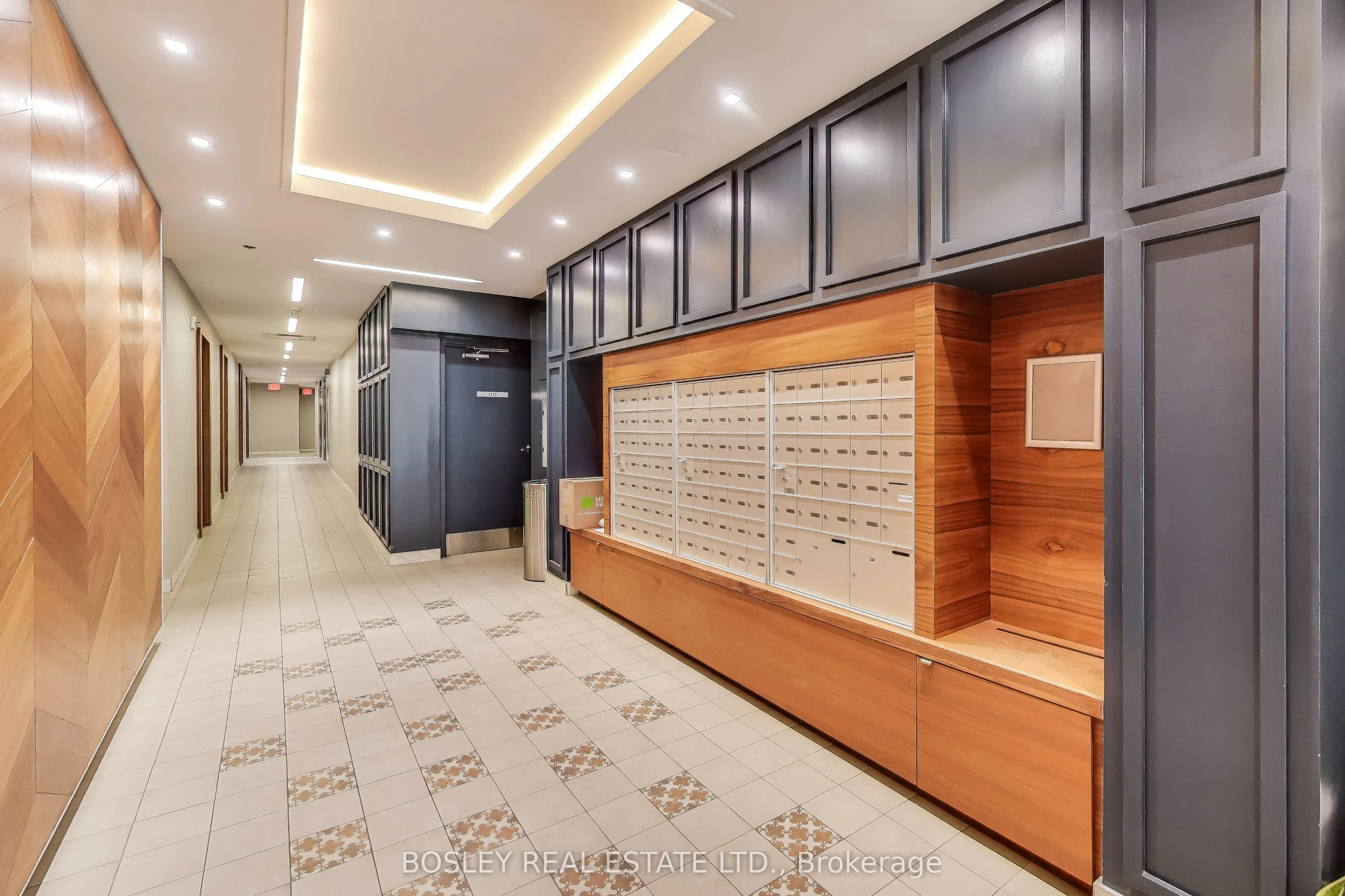 530 Indian Grove, #416