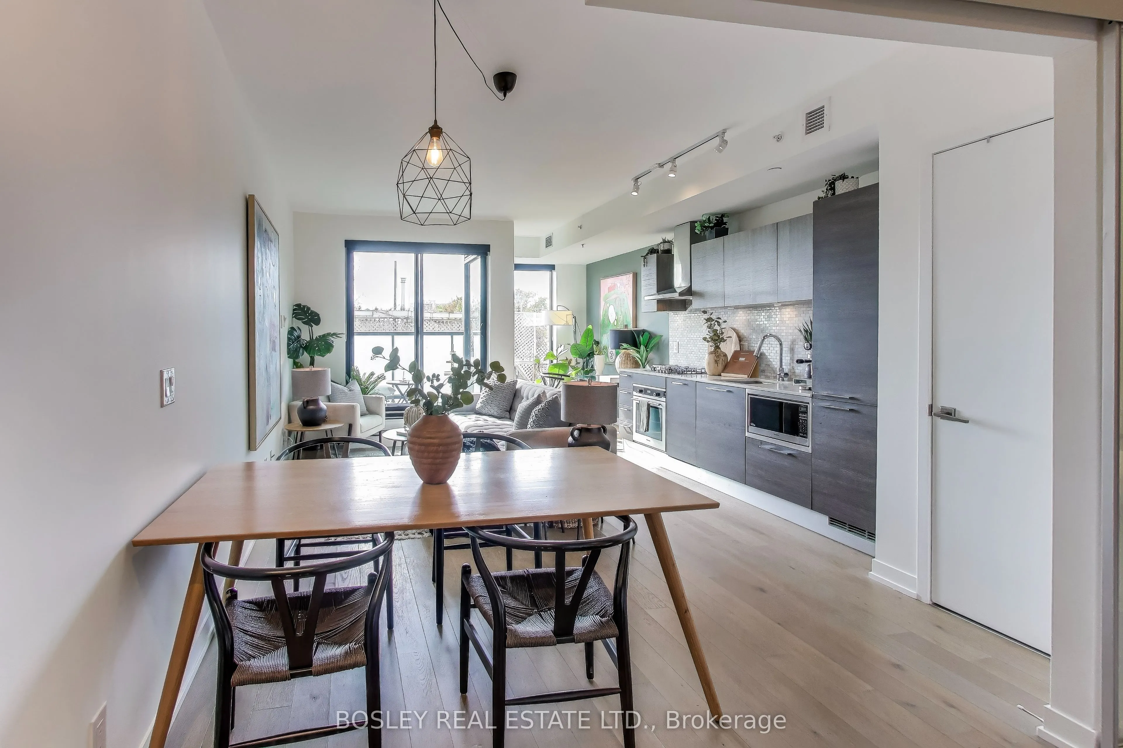 530 Indian Grove, #416