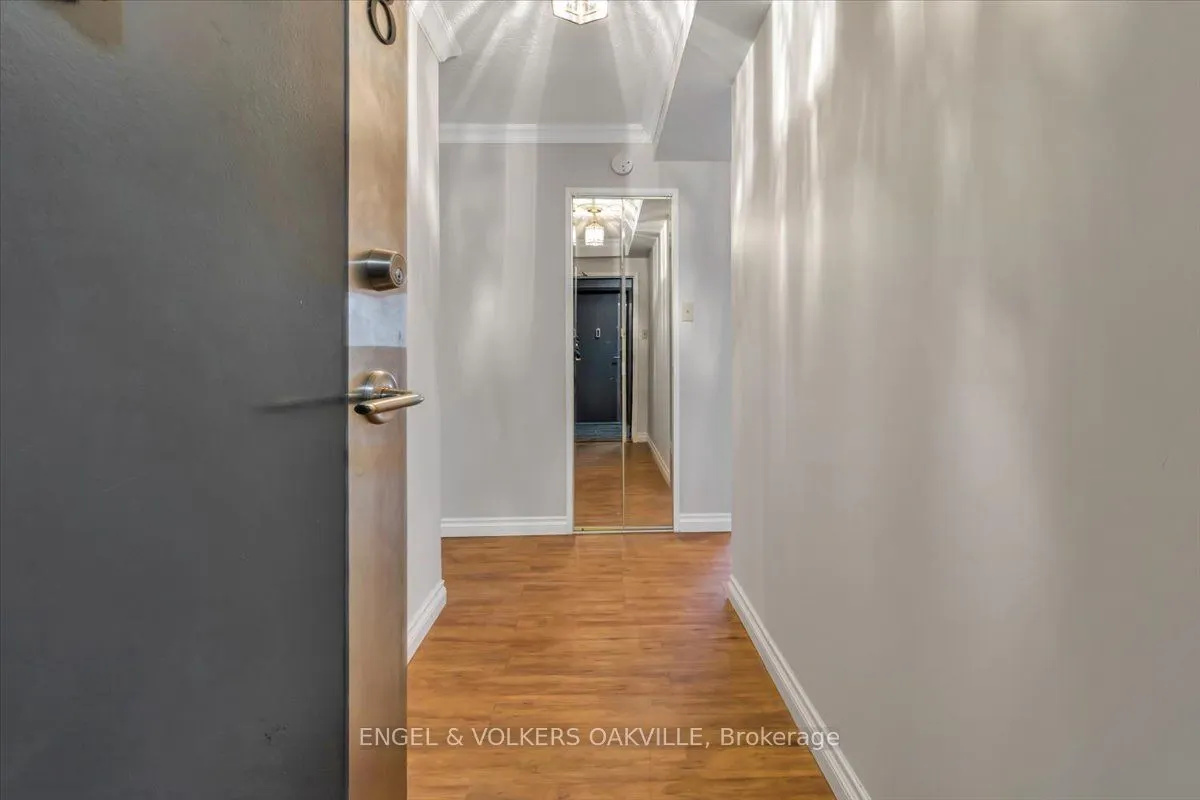 1580 Mississauga Valley Boulevard, #808