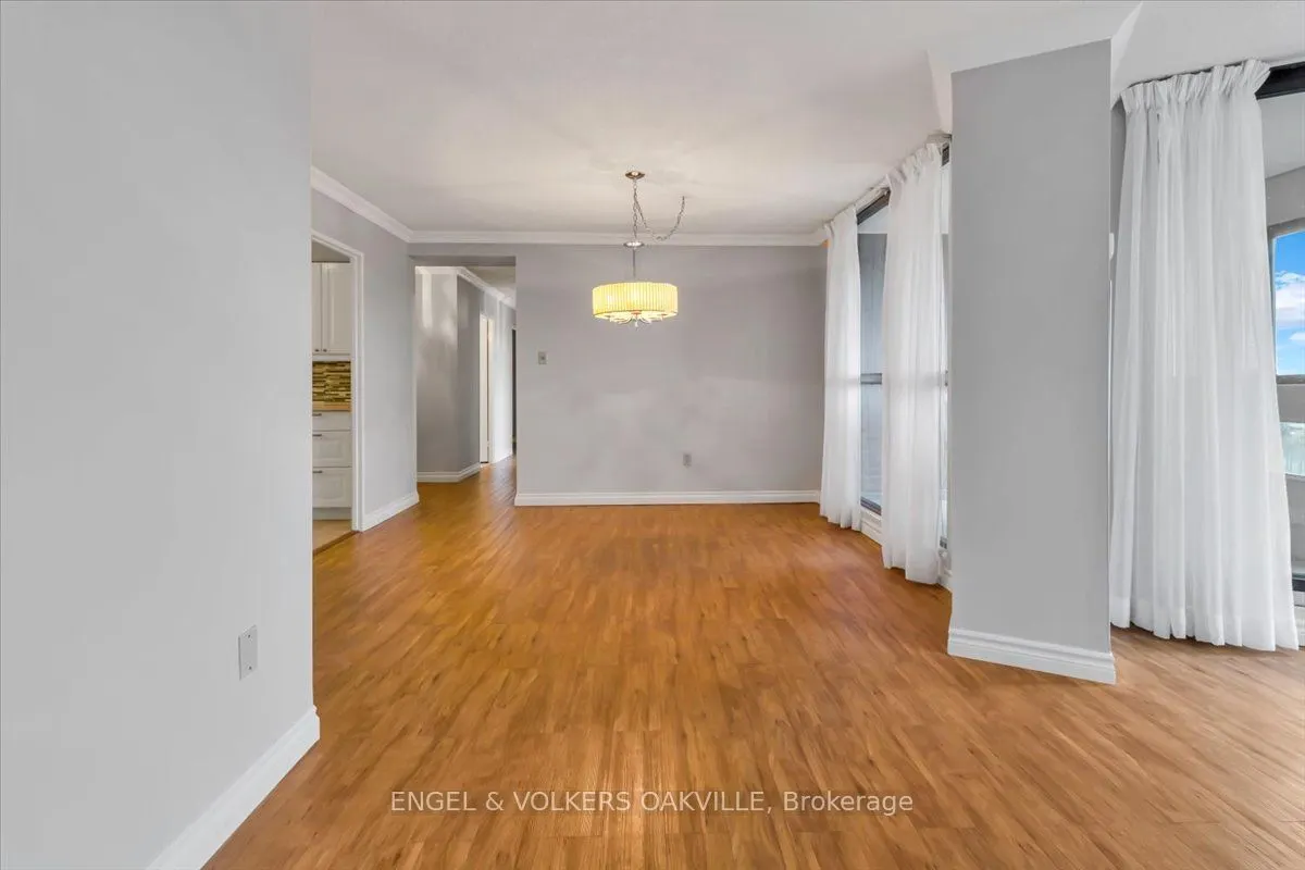 1580 Mississauga Valley Boulevard, #808