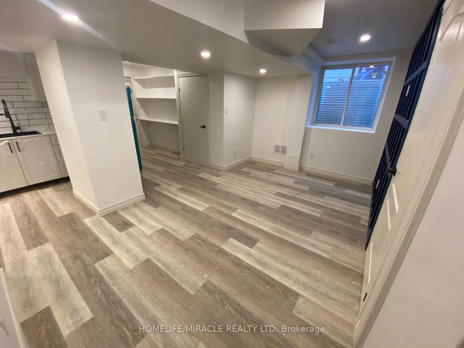 45 Snapdragon Square