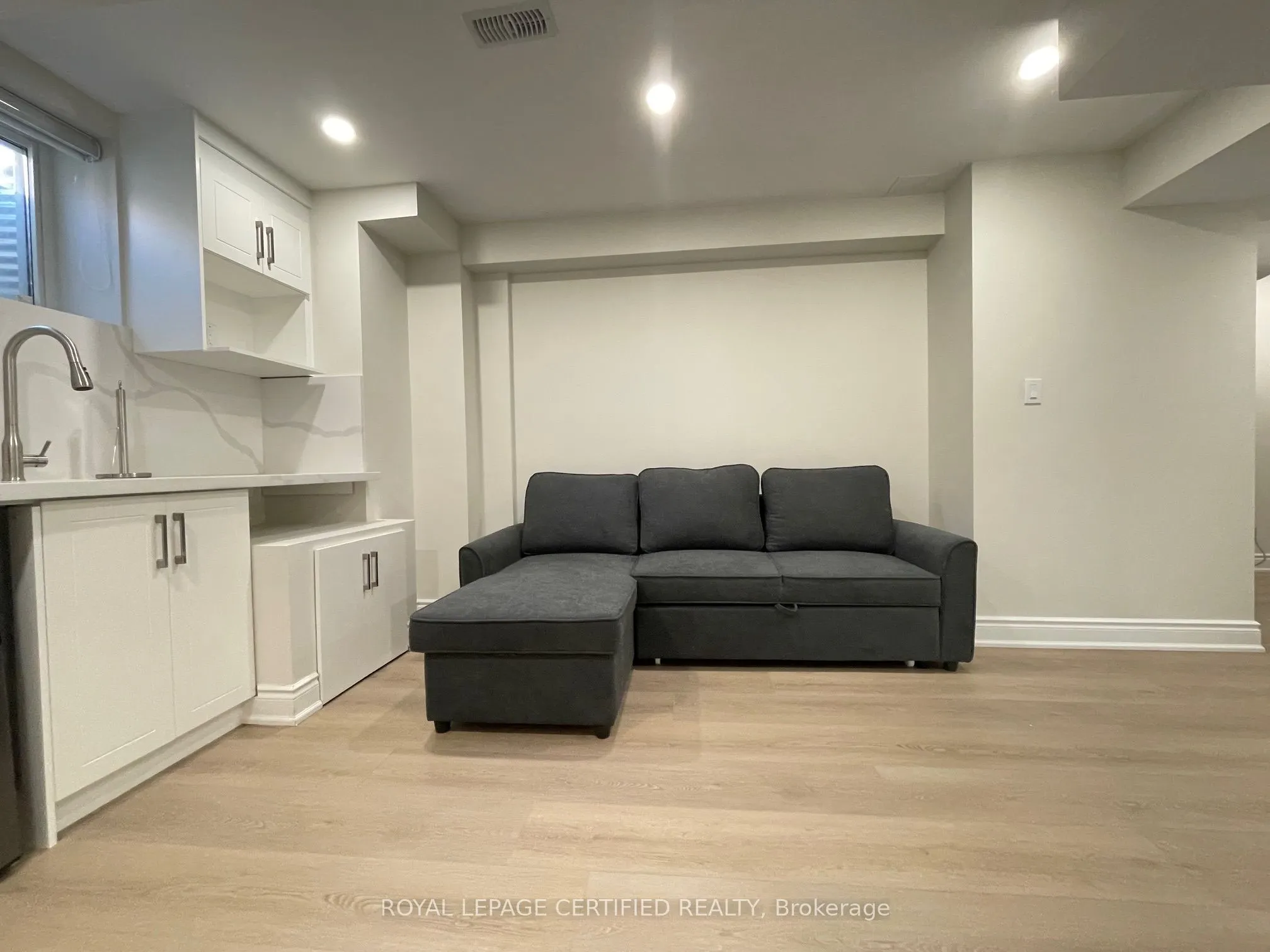 1227 Mcphedran Point, #Bsmt 2