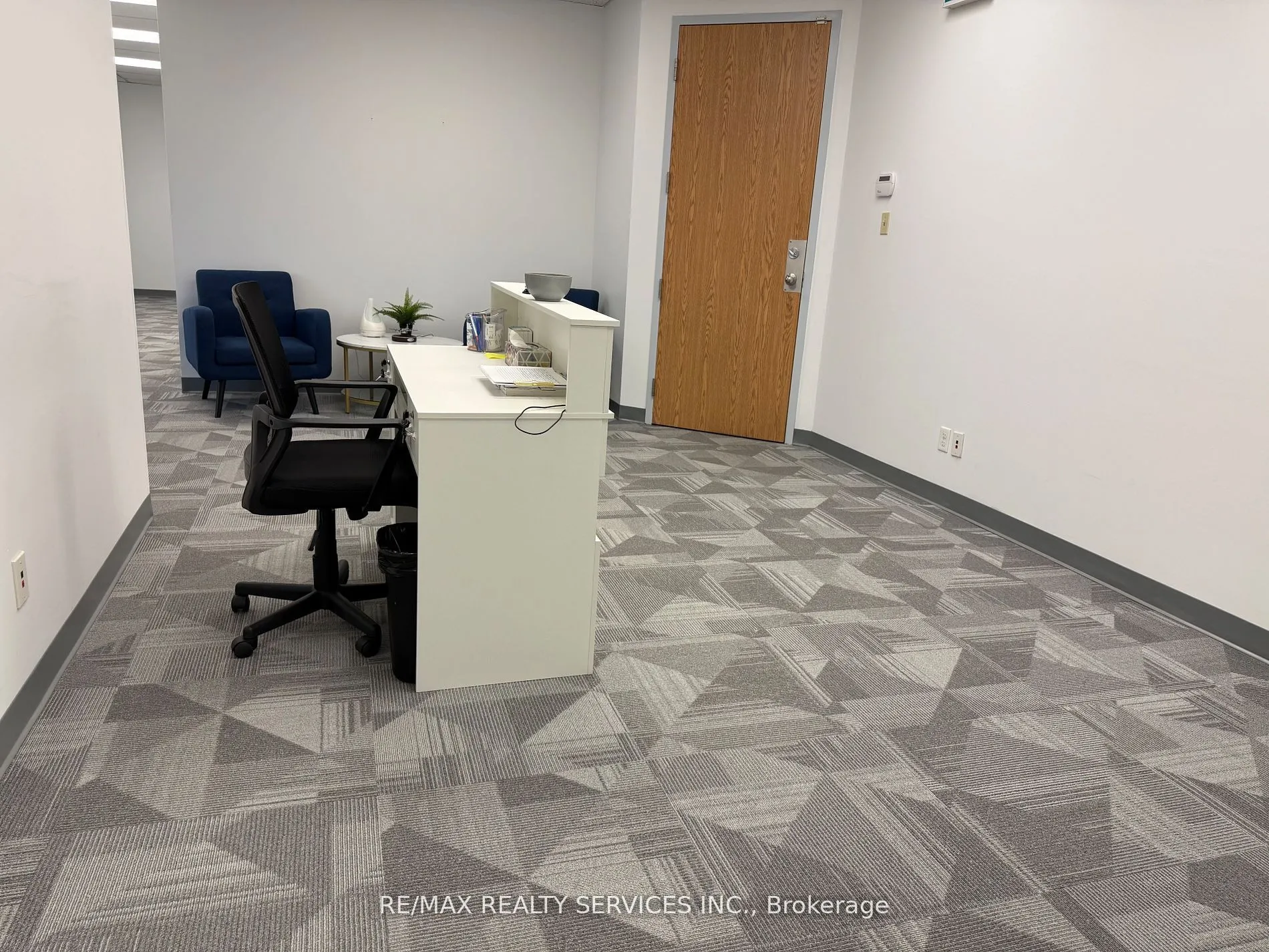 6705 Tomken rd Road, #217