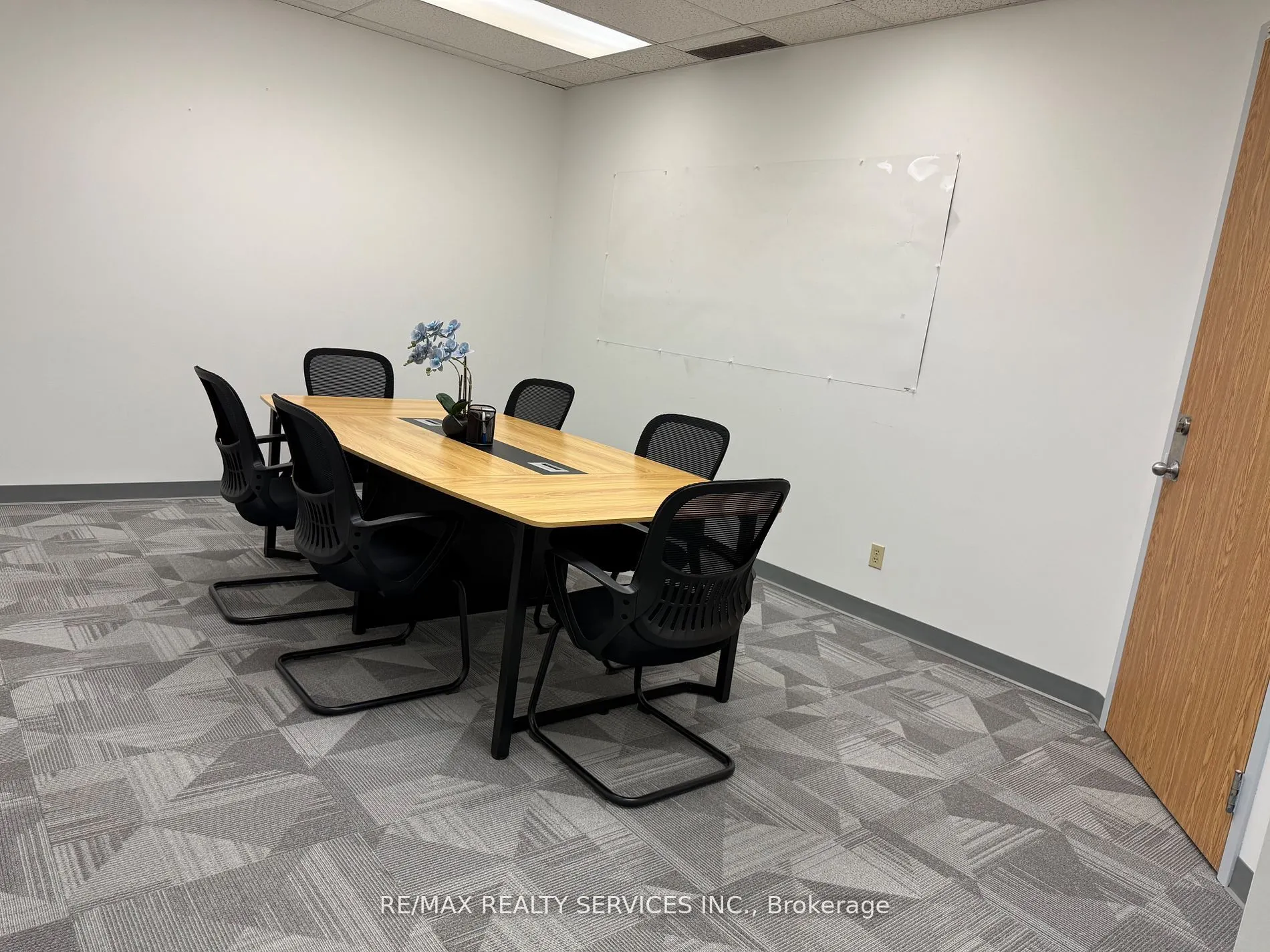 6705 Tomken rd Road, #217