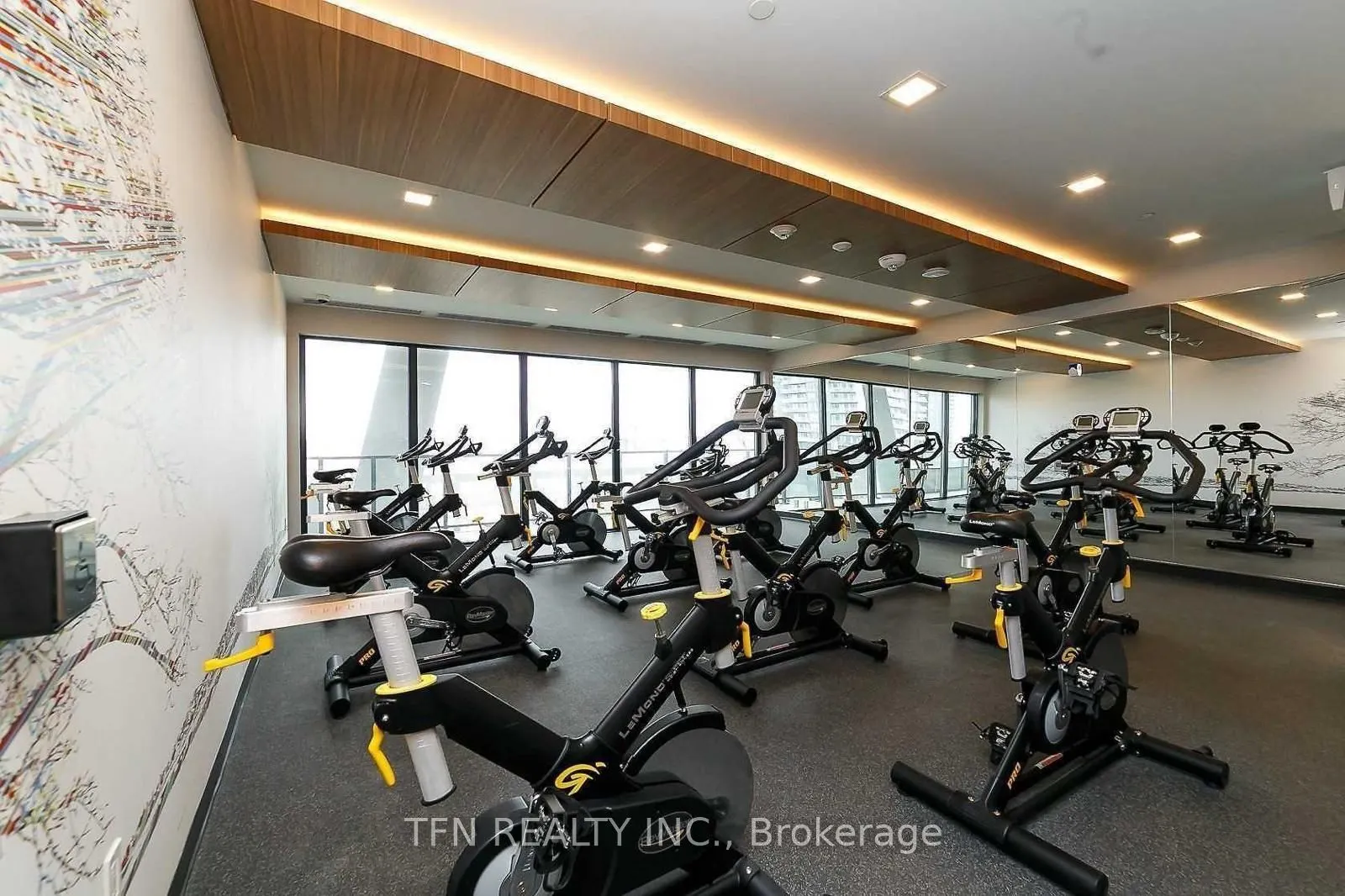 20 Shore Breeze Drive, #3406