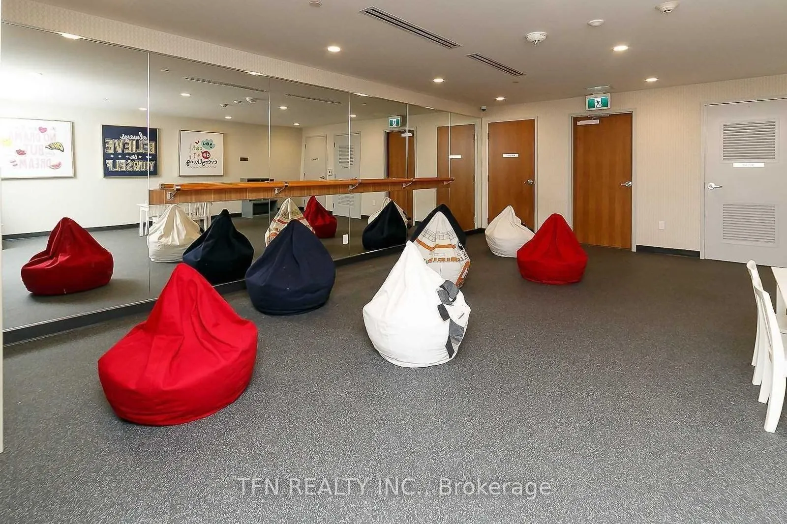 20 Shore Breeze Drive, #3406