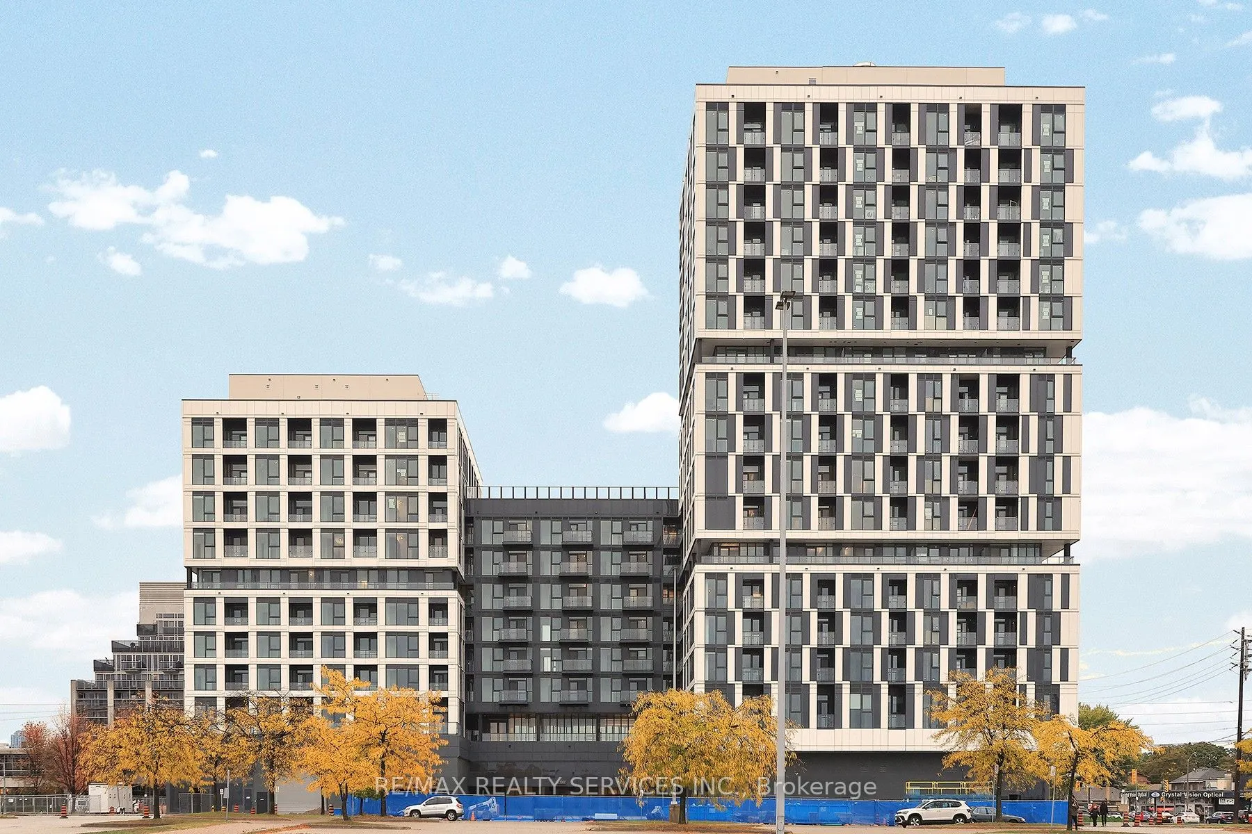 1007 The Queensway, #305