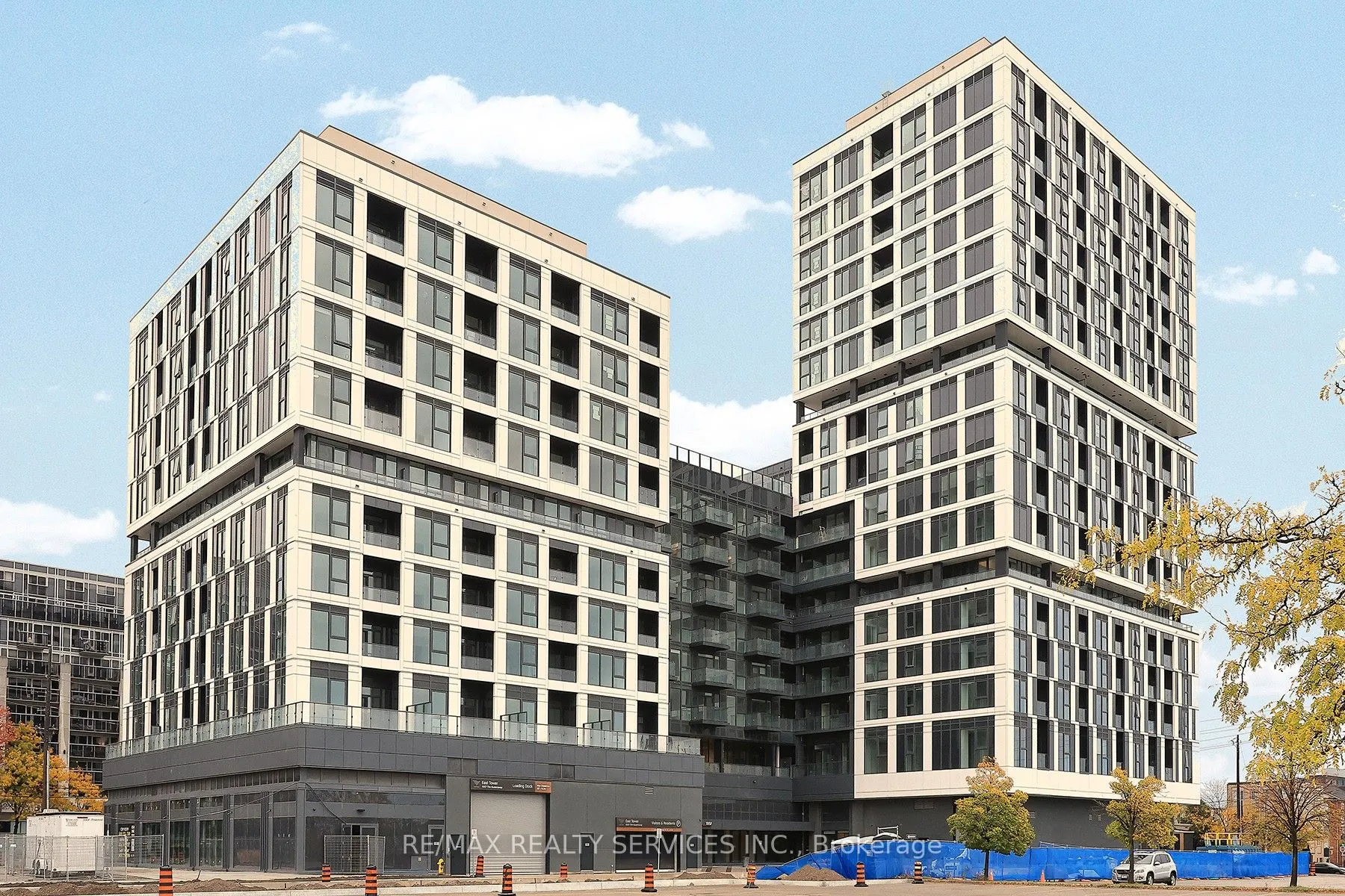 1007 The Queensway, #305