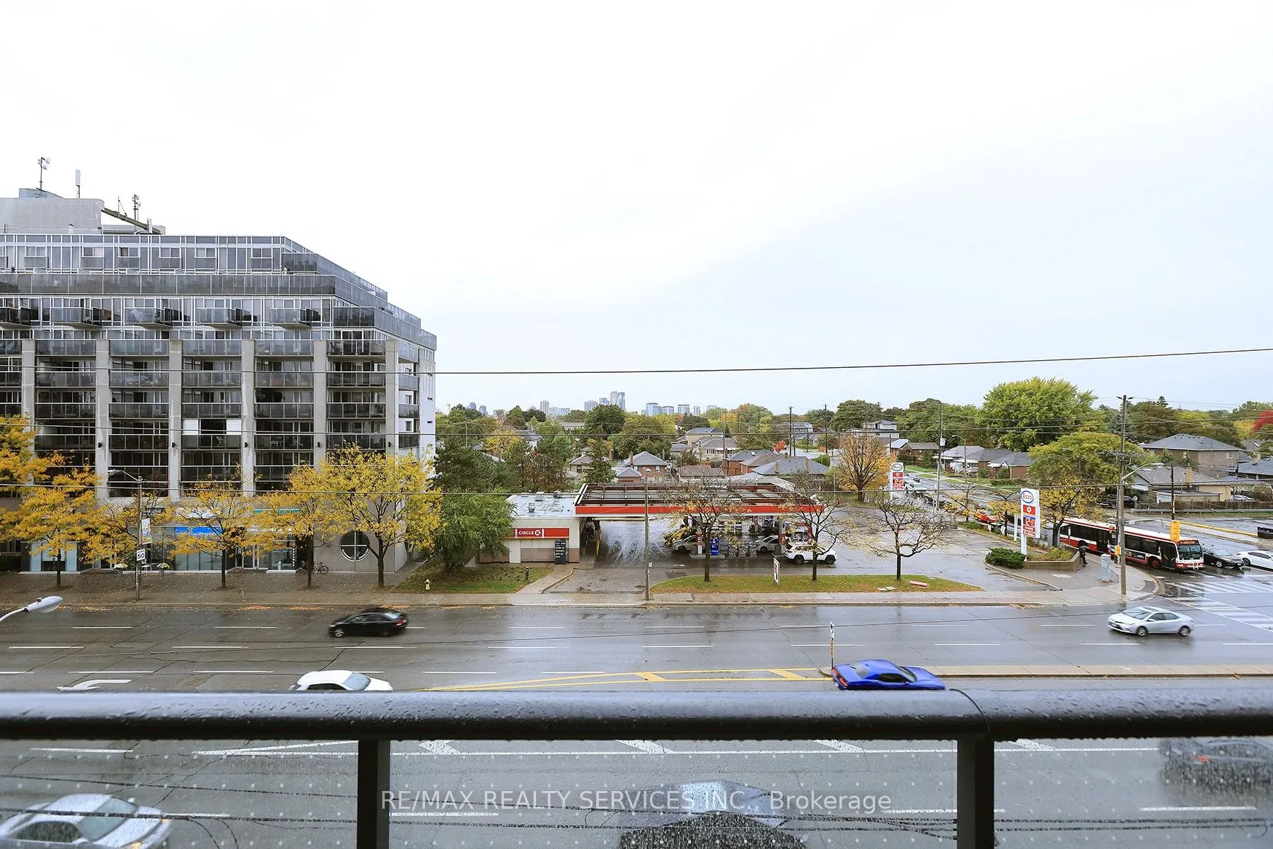 1007 The Queensway, #305