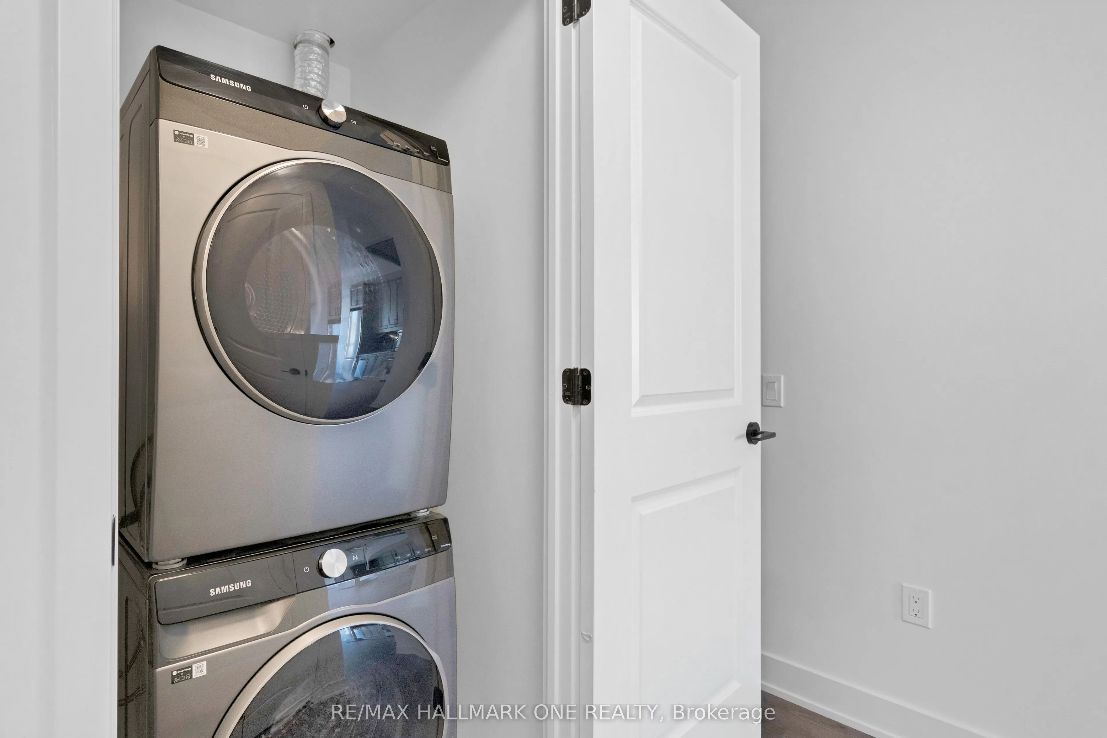 2343 Khalsa Gate, #414