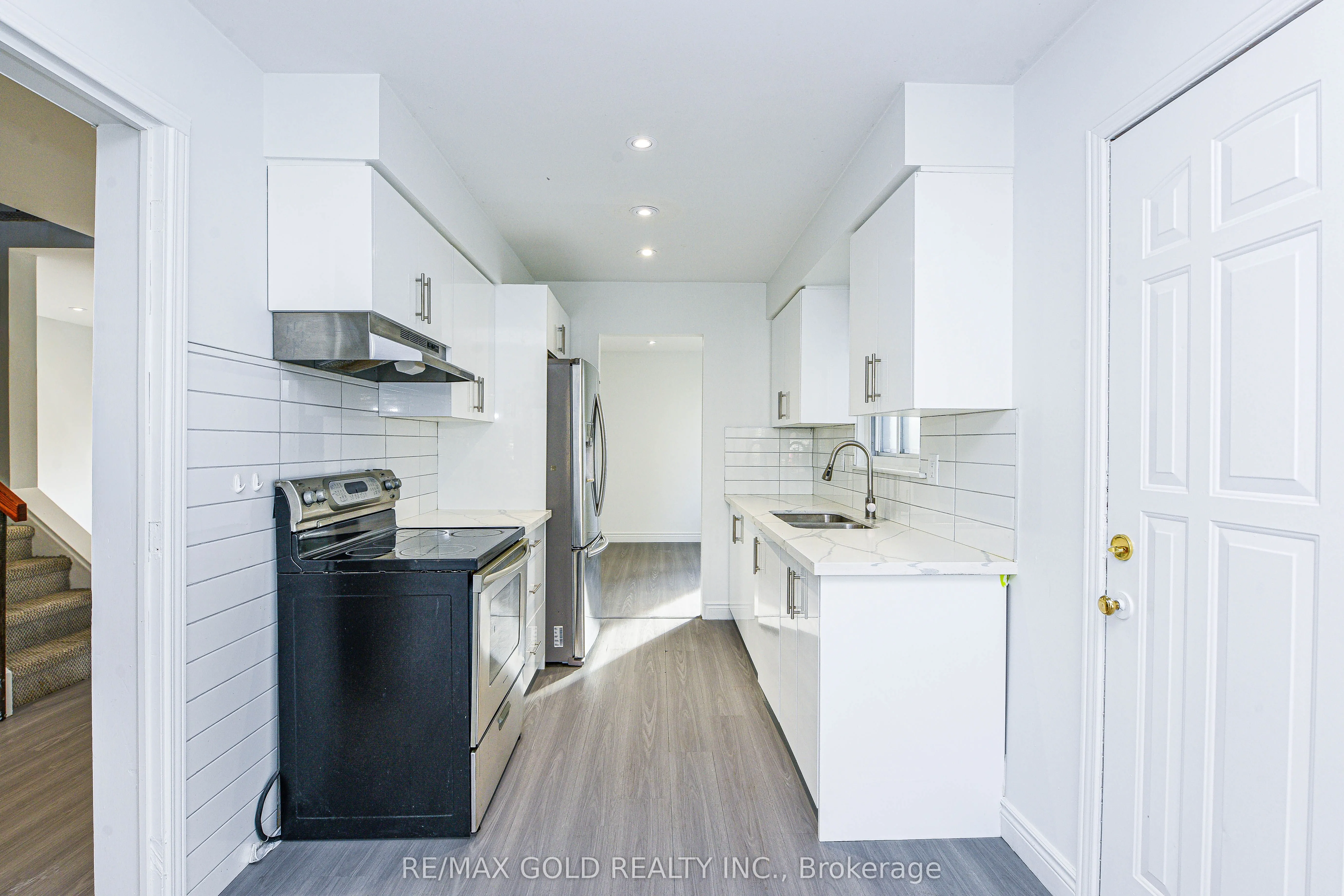 14 Nottawasaga Crescent