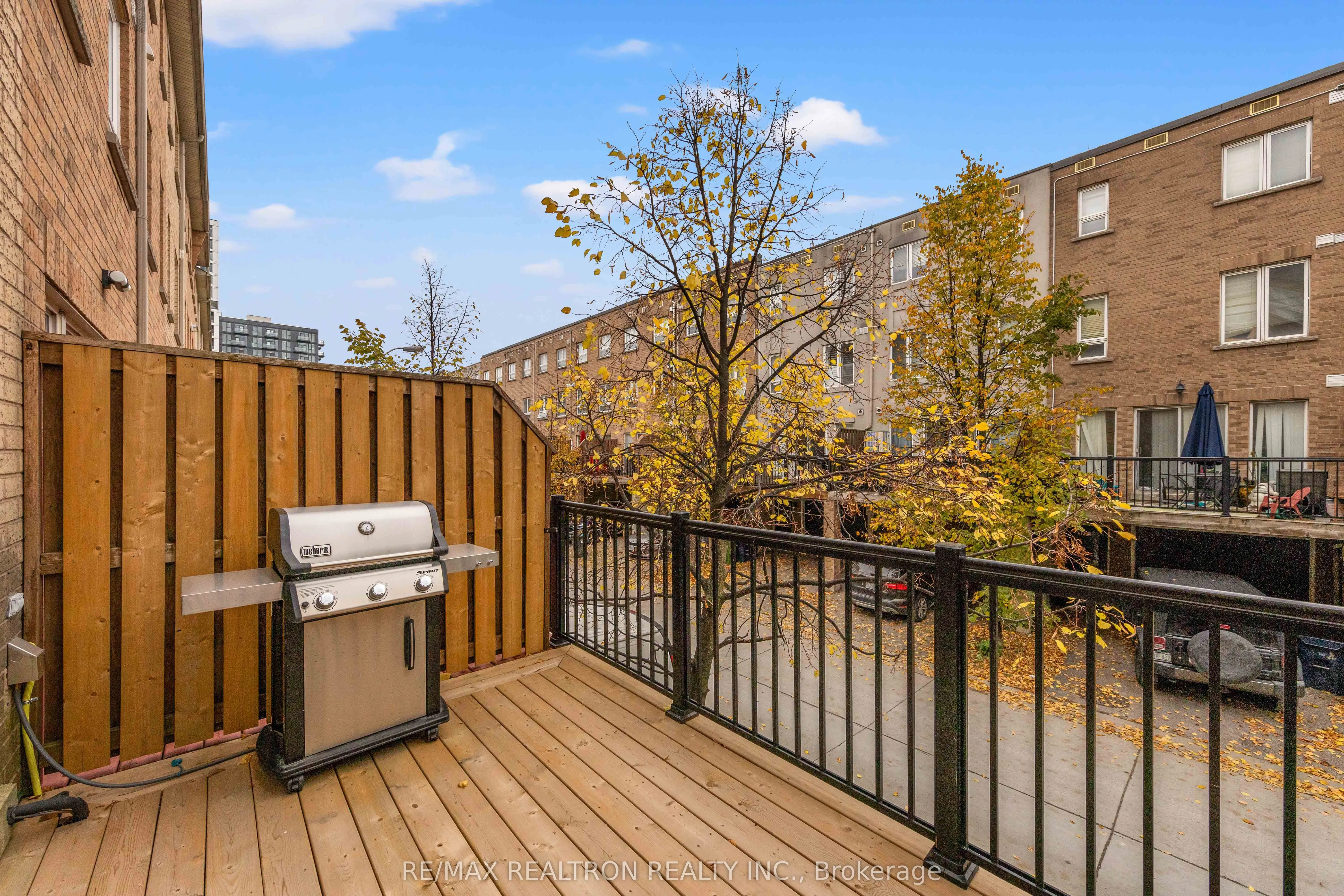 12 Market Garden Mews