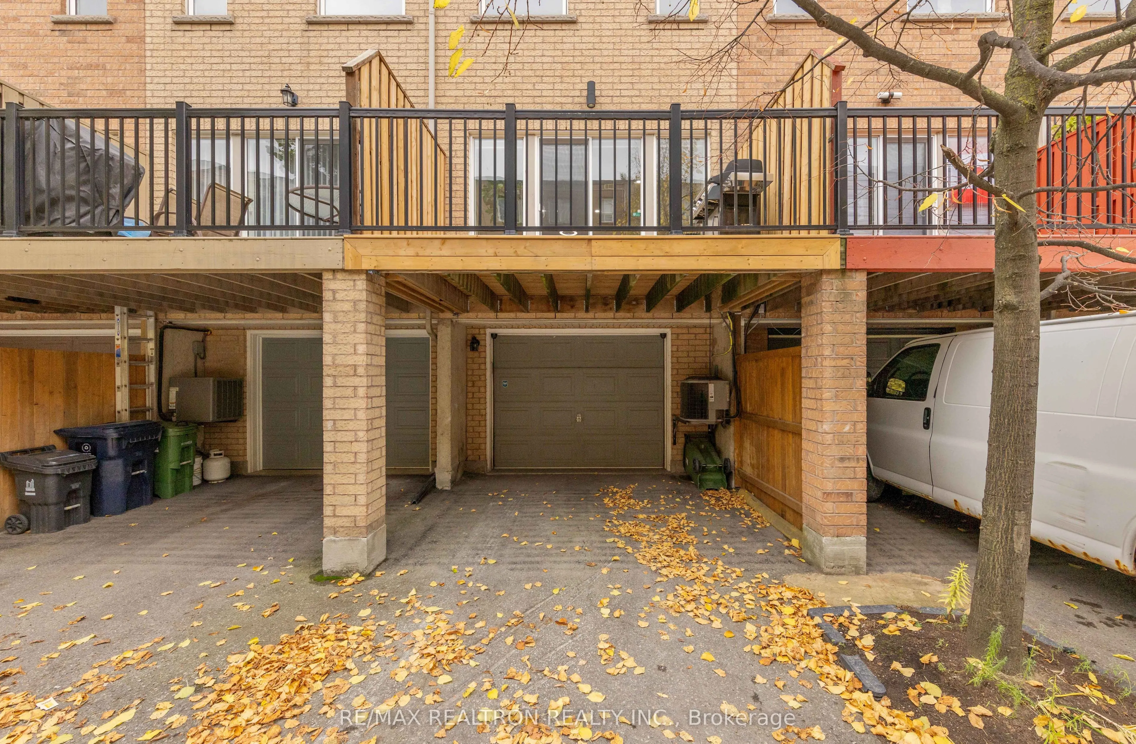 12 Market Garden Mews