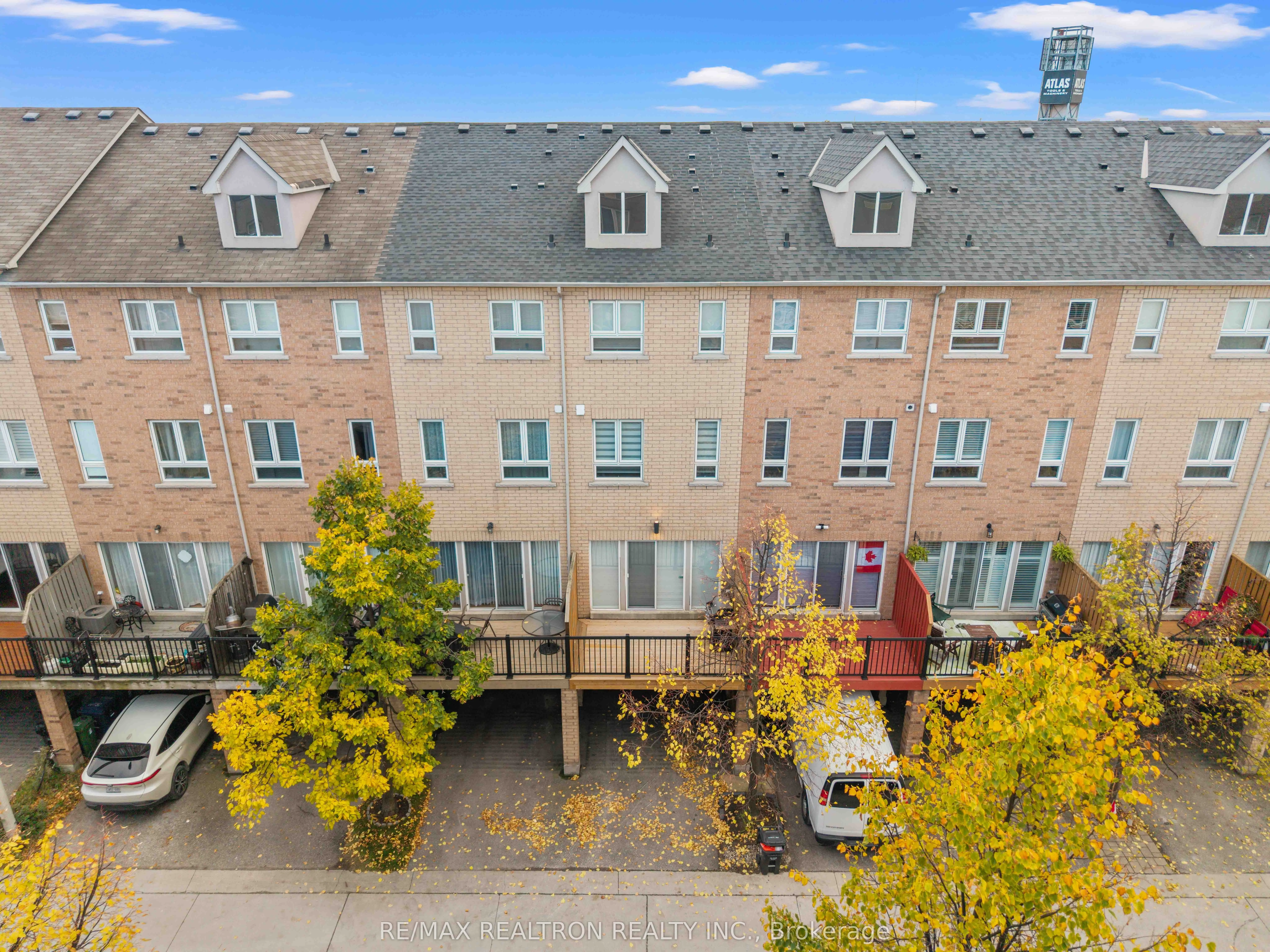 12 Market Garden Mews