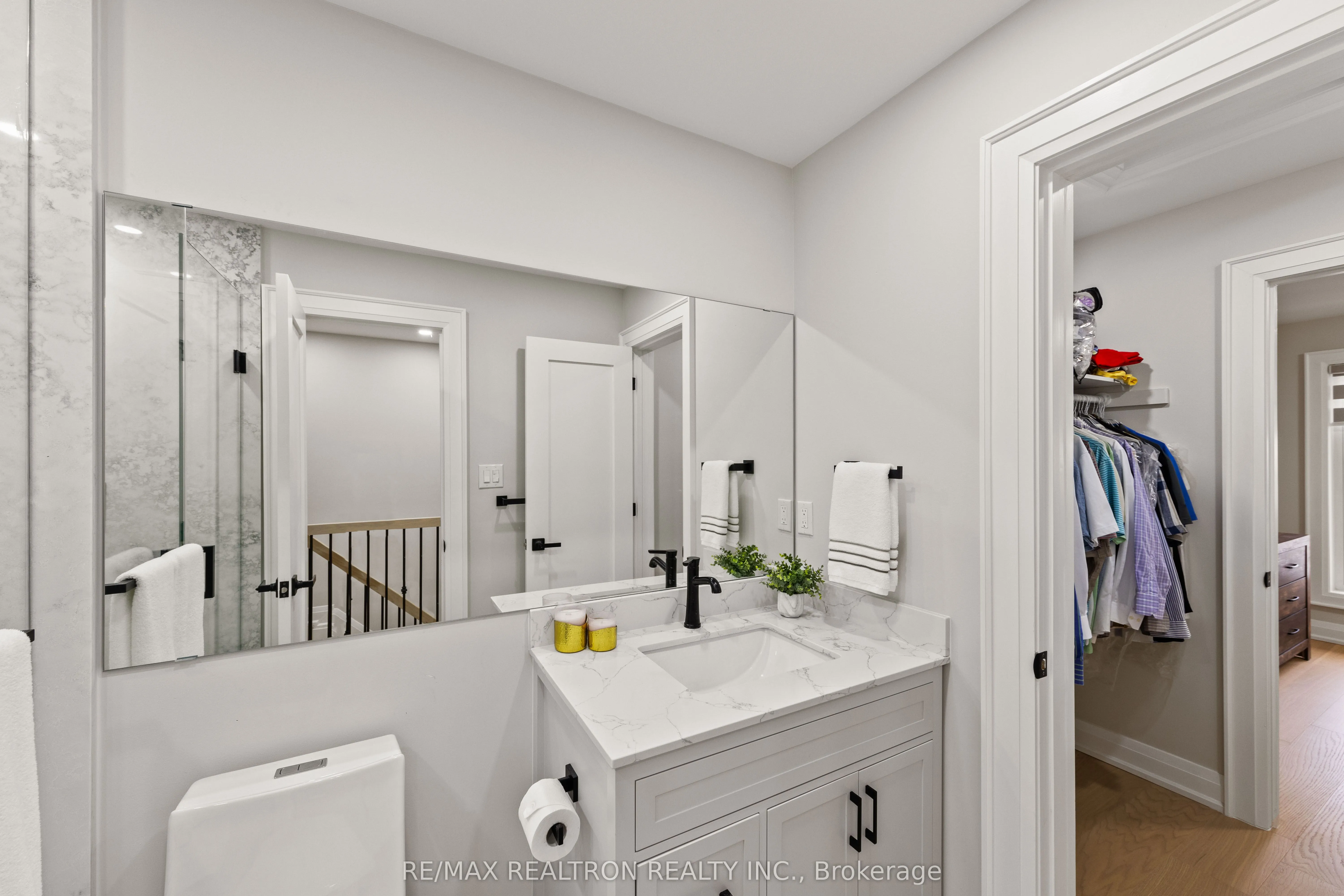 12 Market Garden Mews