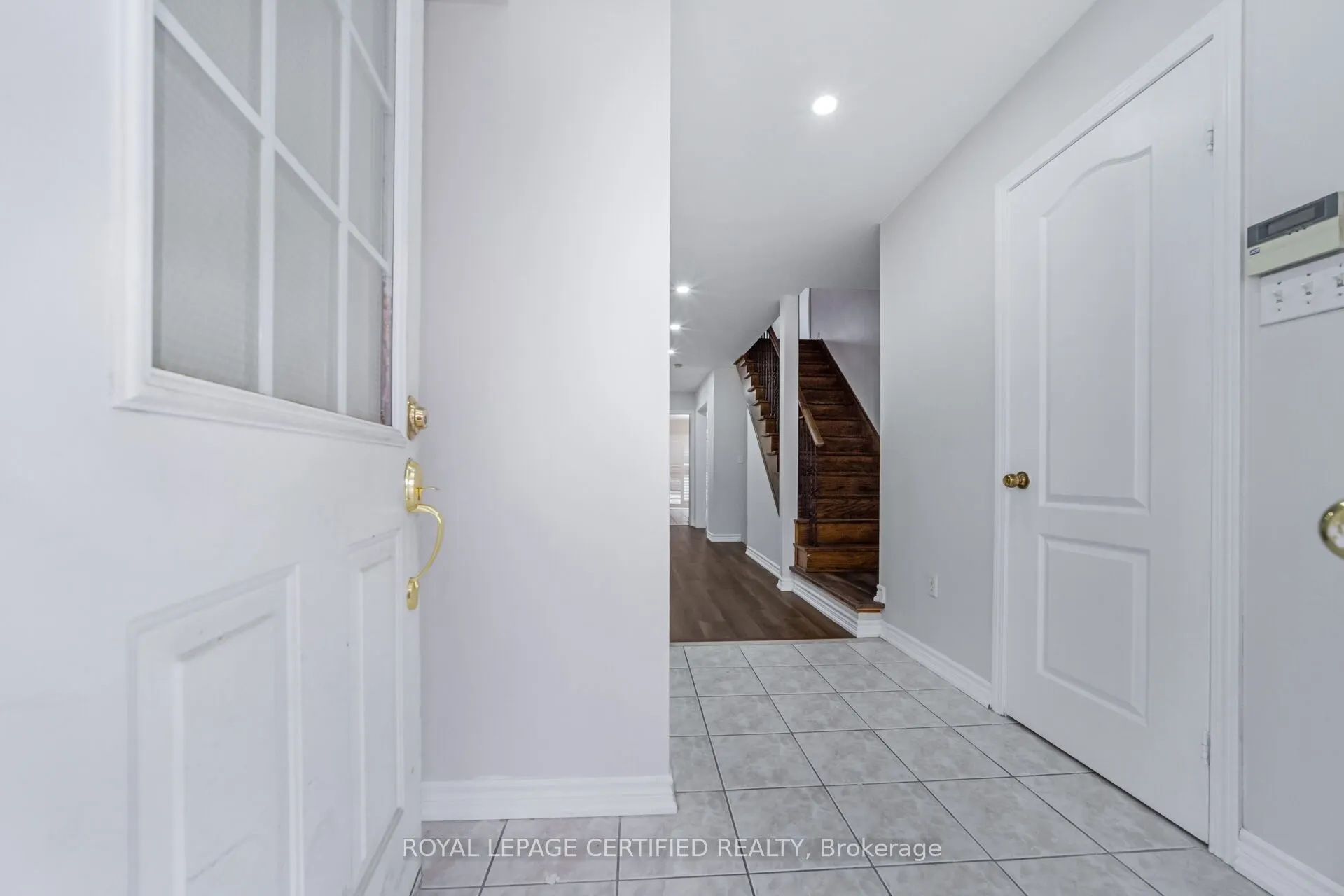 76 Saddleback Square